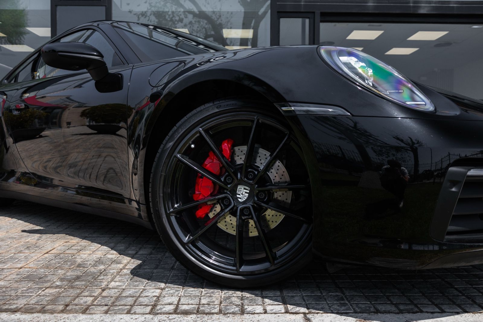 PORSCHE 911 992 CARRERA 4