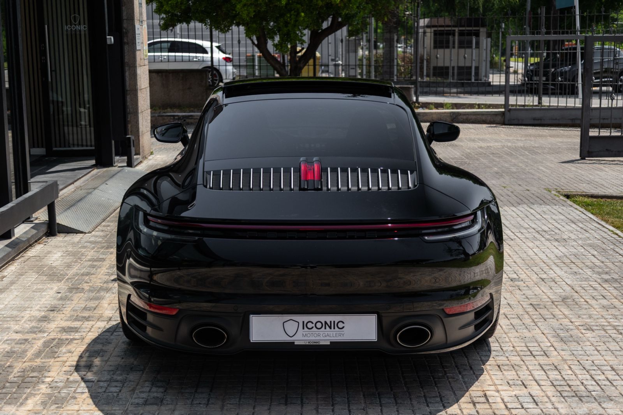 PORSCHE 911 992 CARRERA 4