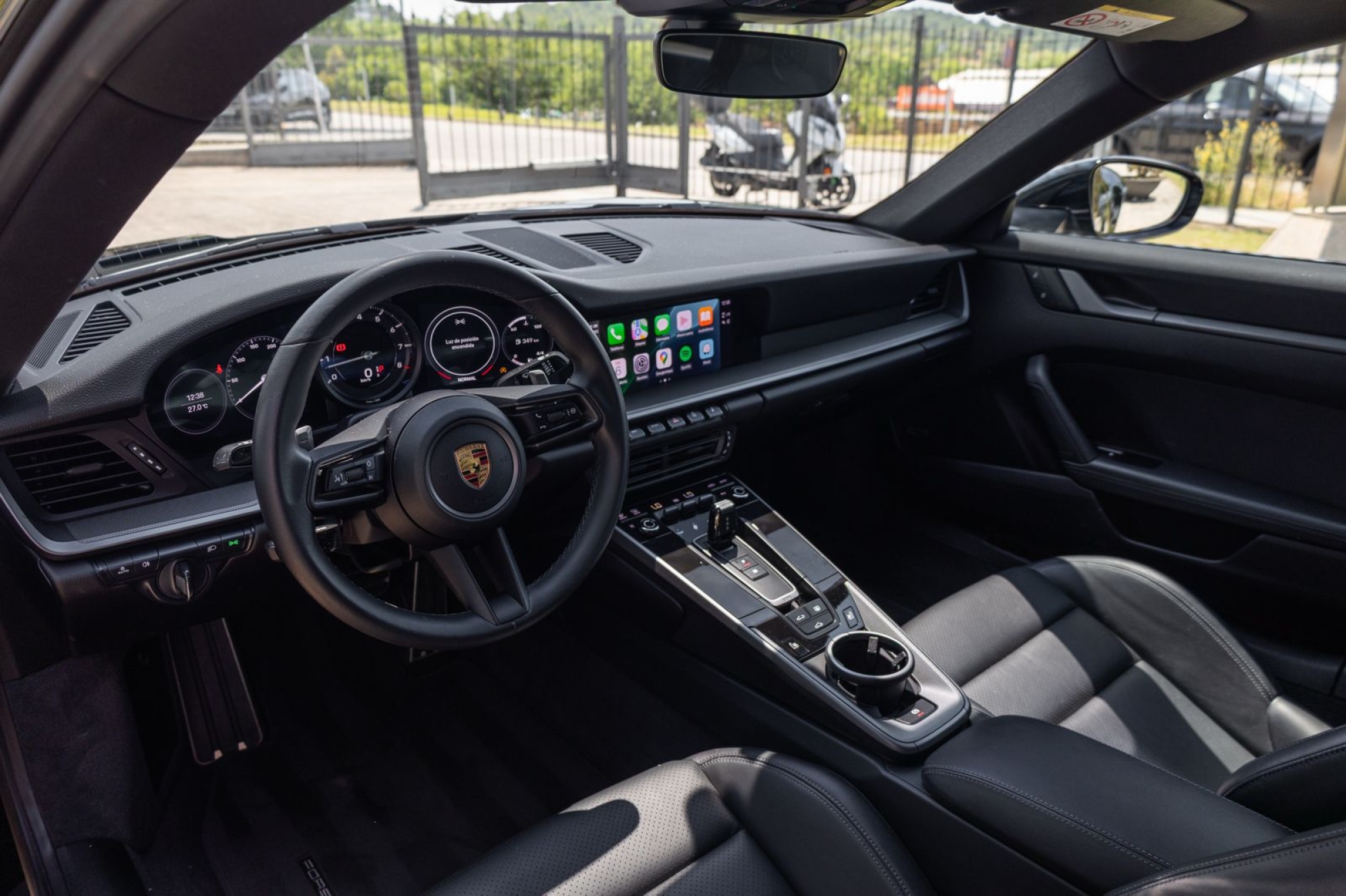 PORSCHE 911 992 CARRERA 4