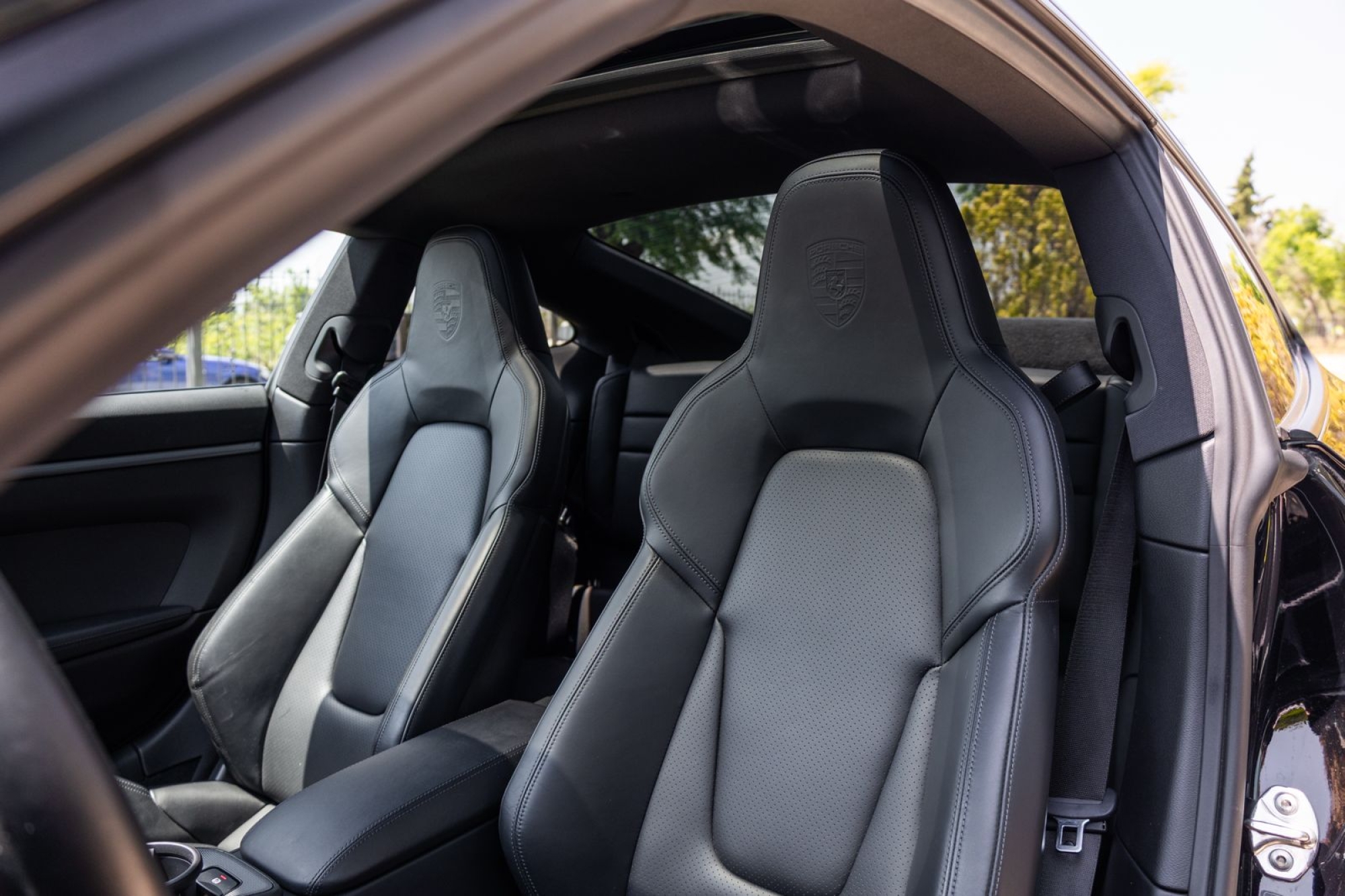PORSCHE 911 992 CARRERA 4