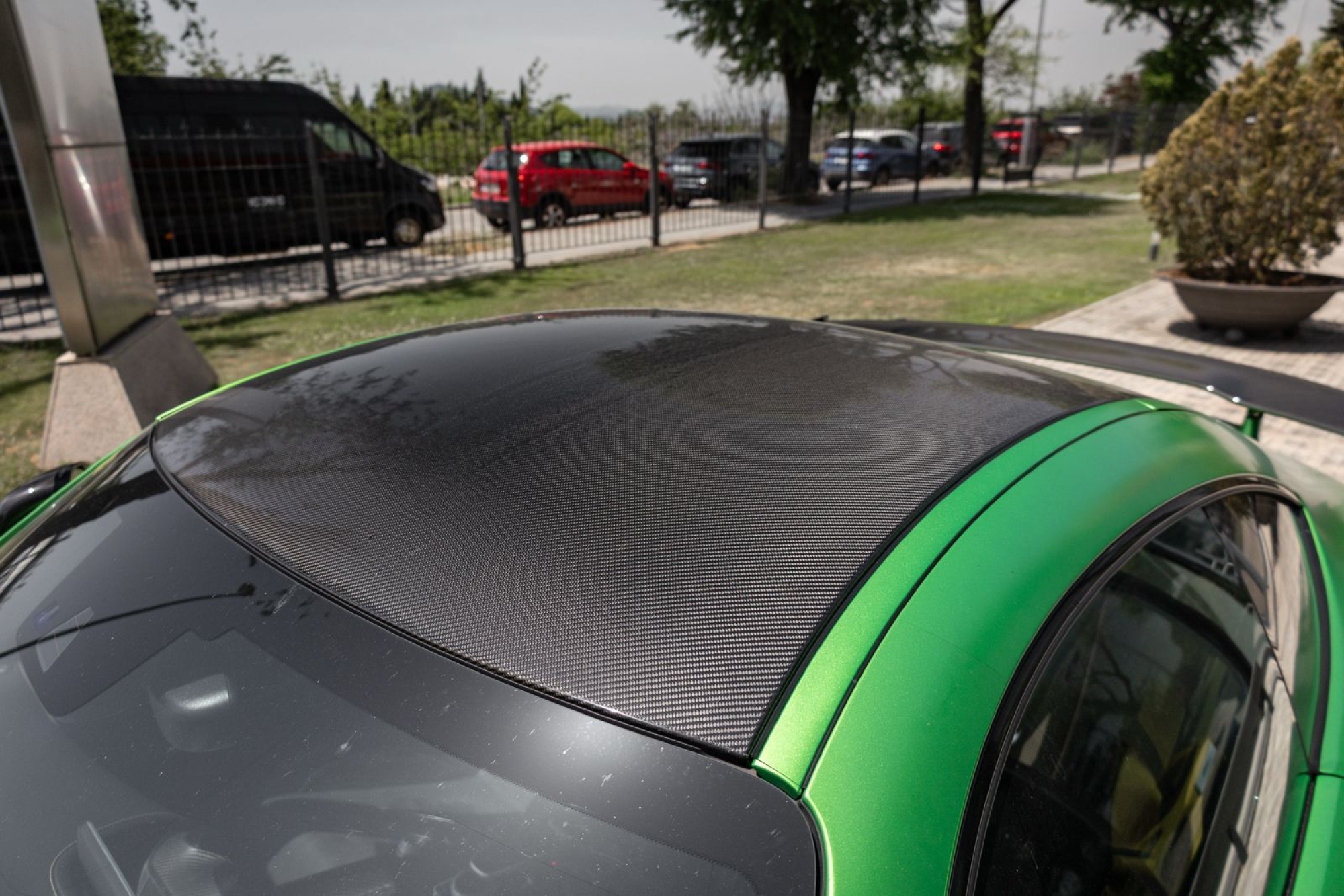 MERCEDES-BENZ AMG GT R