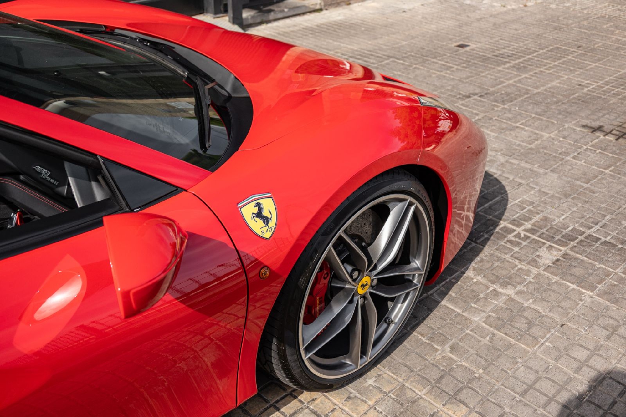 FERRARI 488 SPIDER