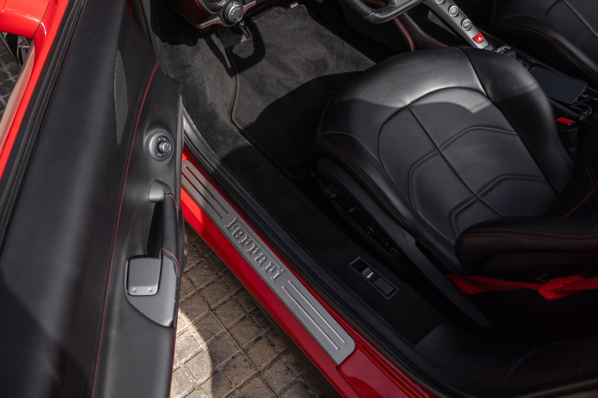 FERRARI 488 SPIDER
