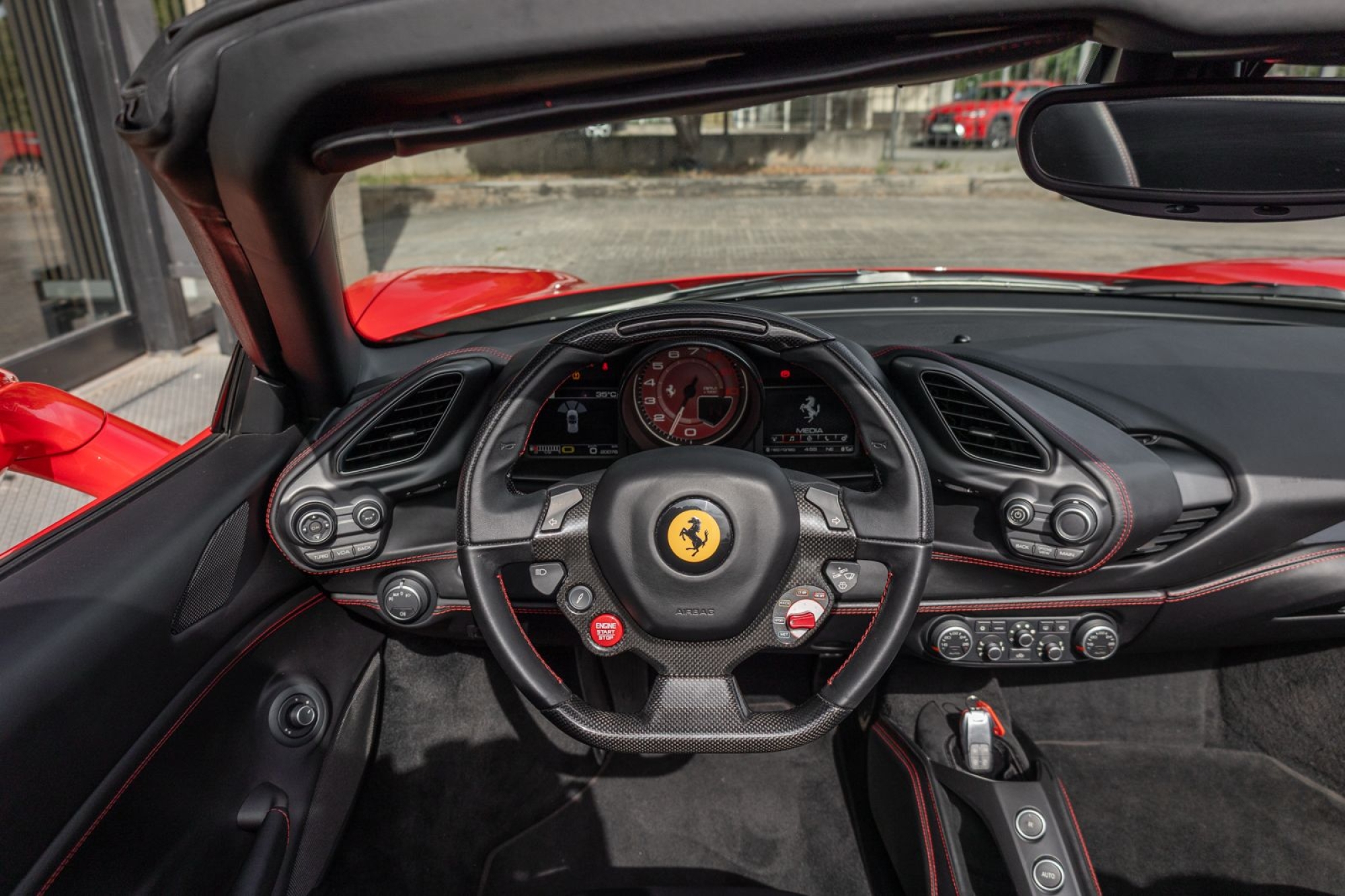 FERRARI 488 SPIDER