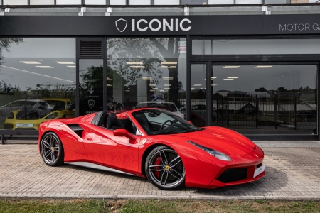 FERRARI 488 SPIDER