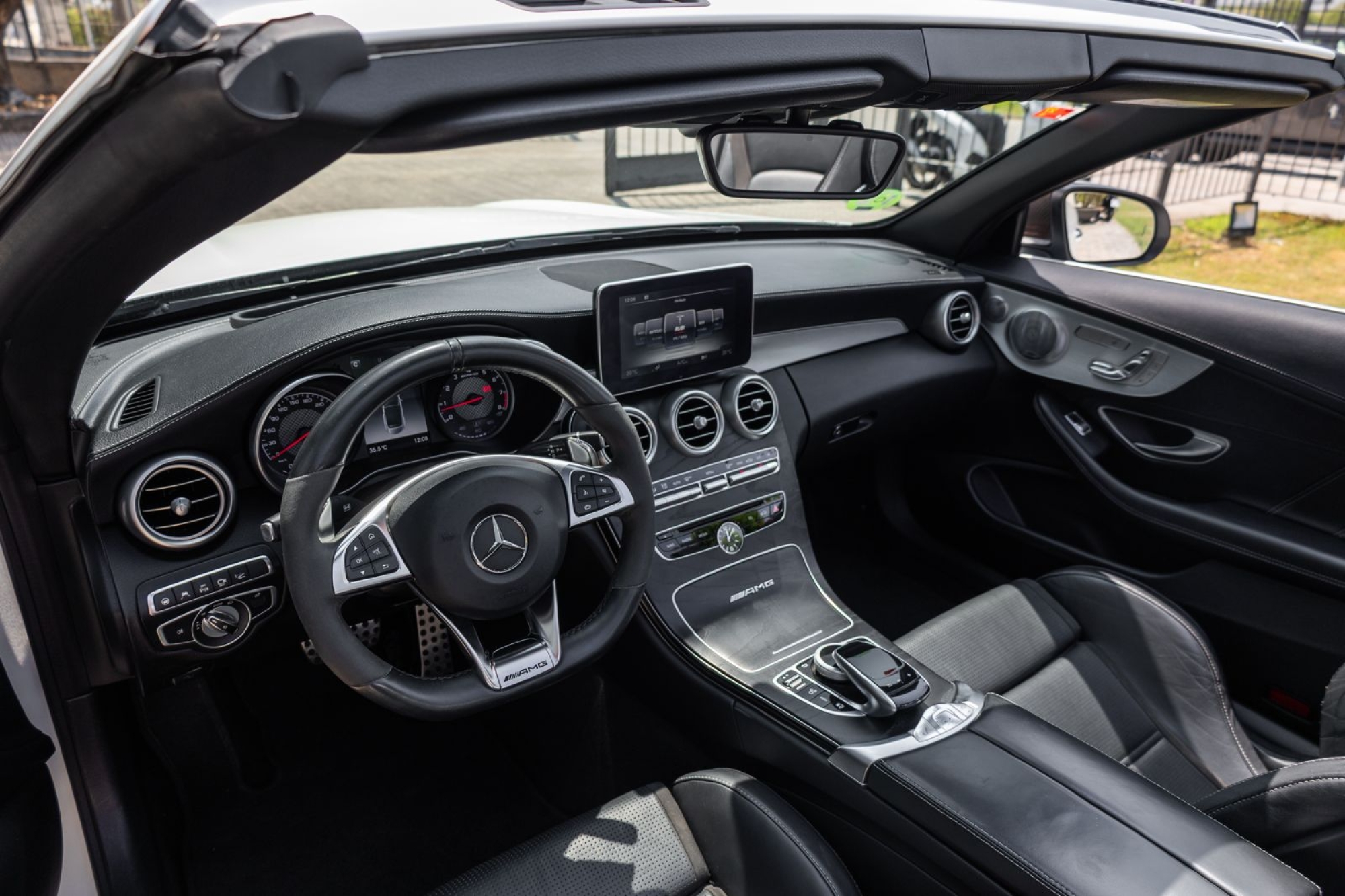 MERCEDES BENZ AMG C63 S CABRIO