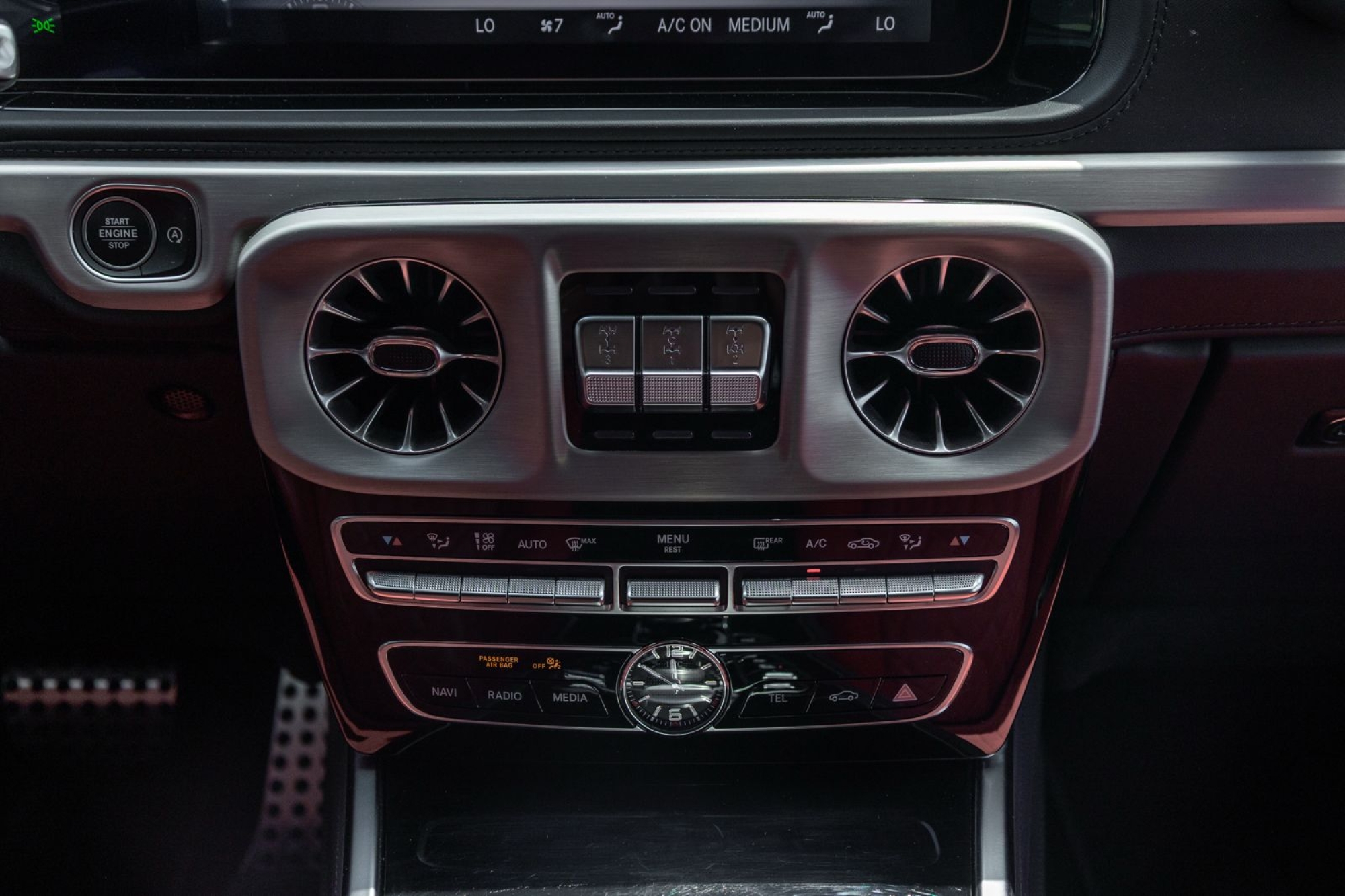 MERCEDES-BENZ G63 AMG
