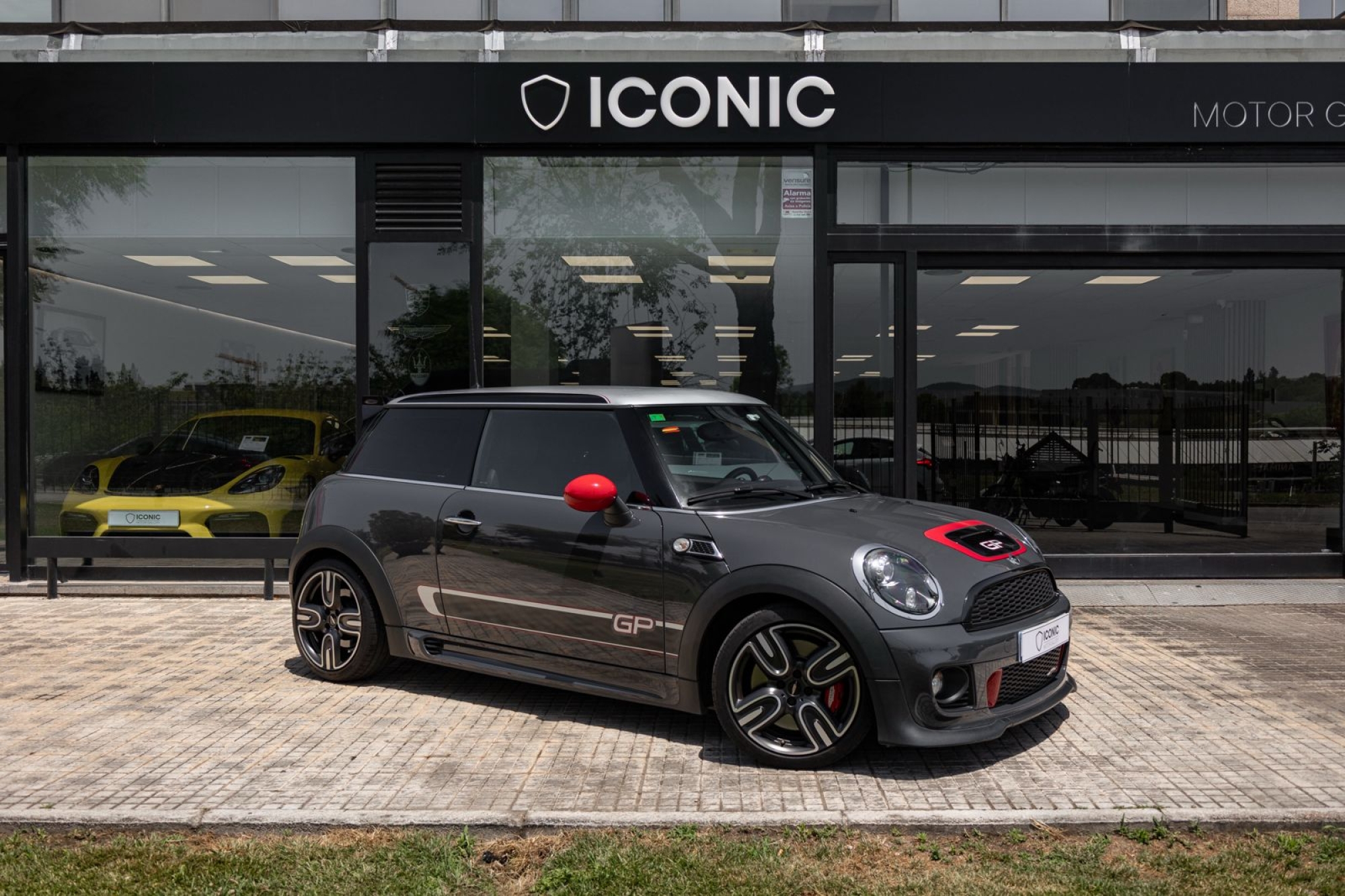 MINI JHON COOPER WORKS GP2