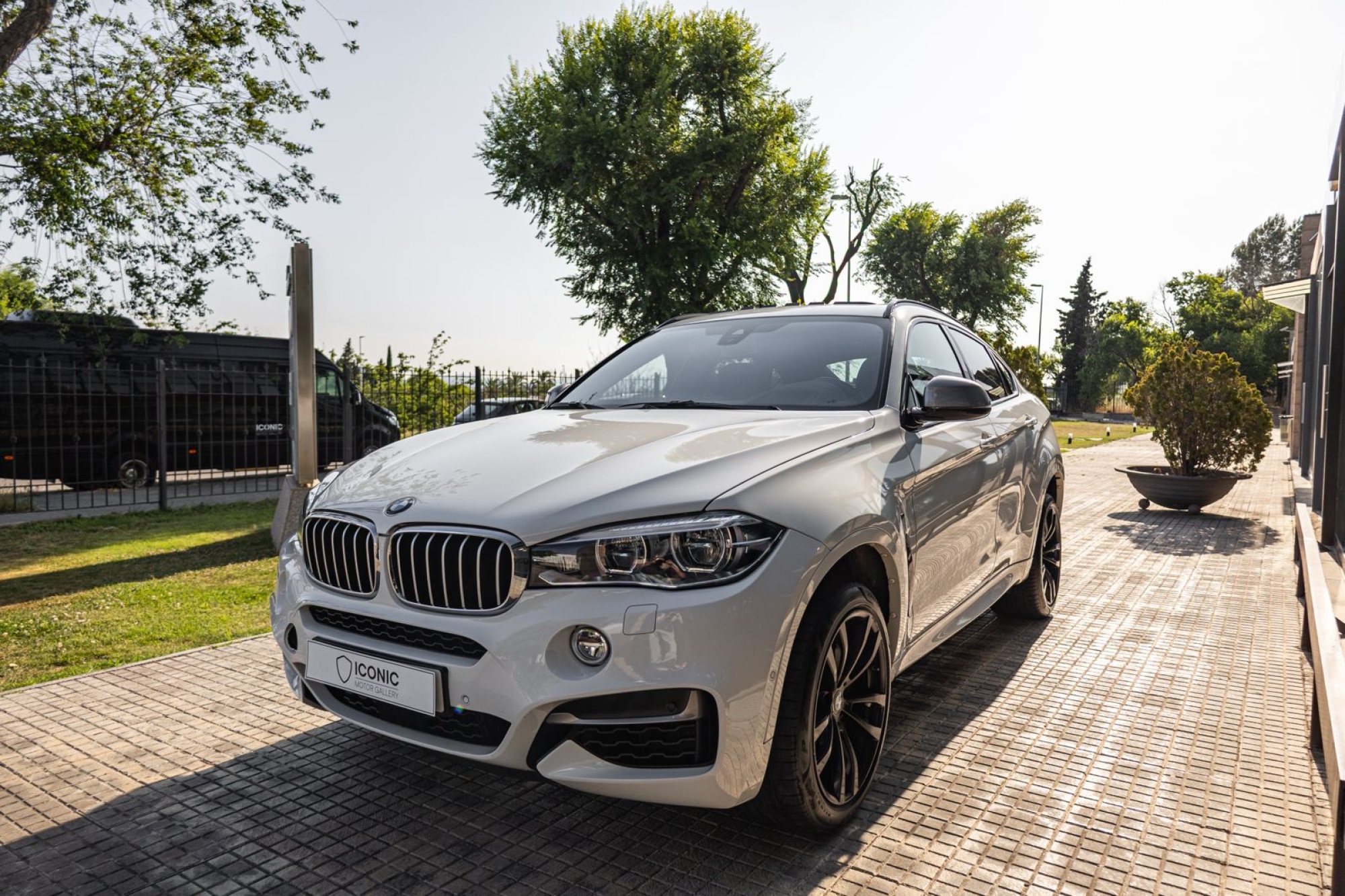 BMW X6 M50D