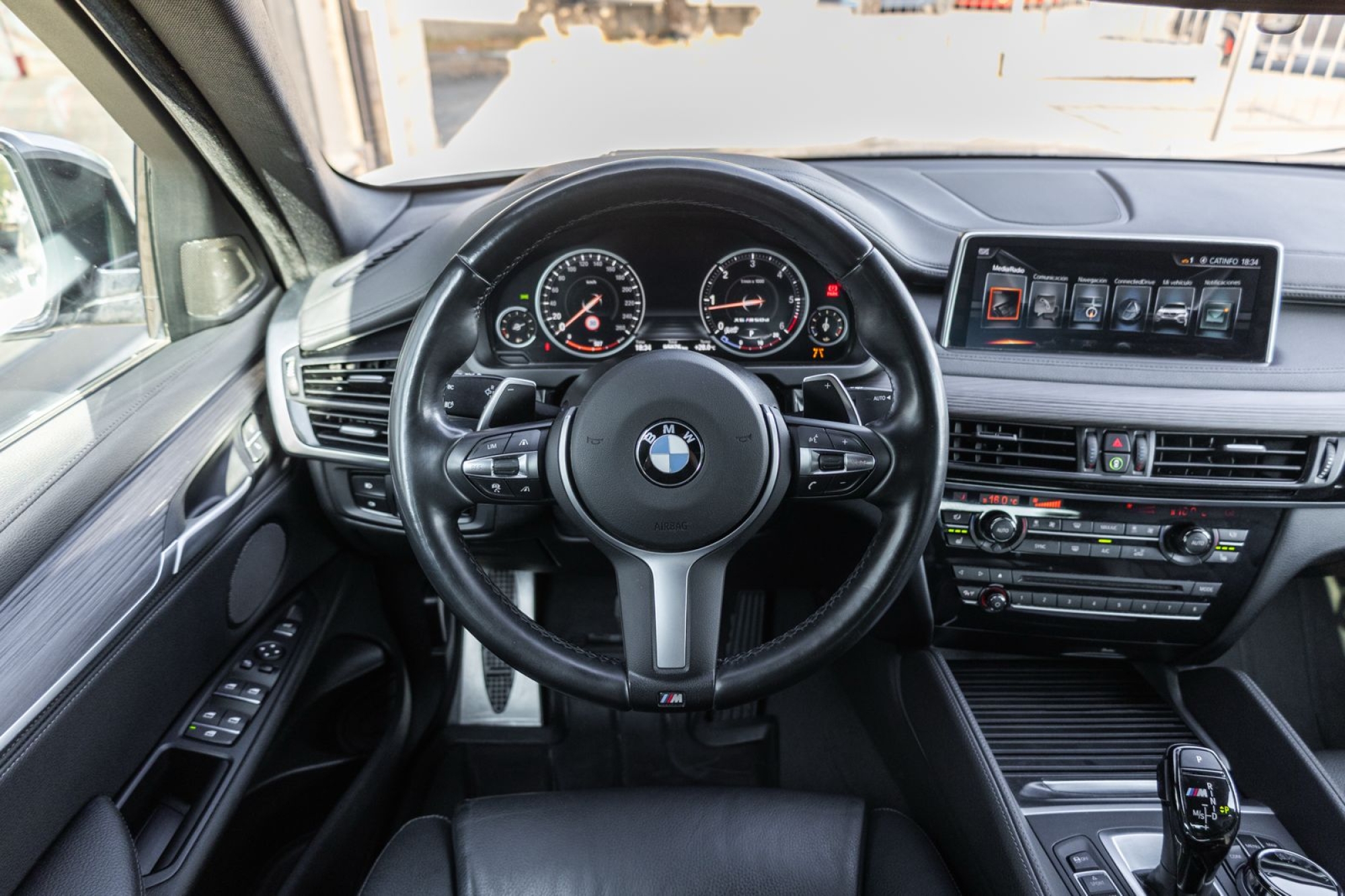 BMW X6 M50D