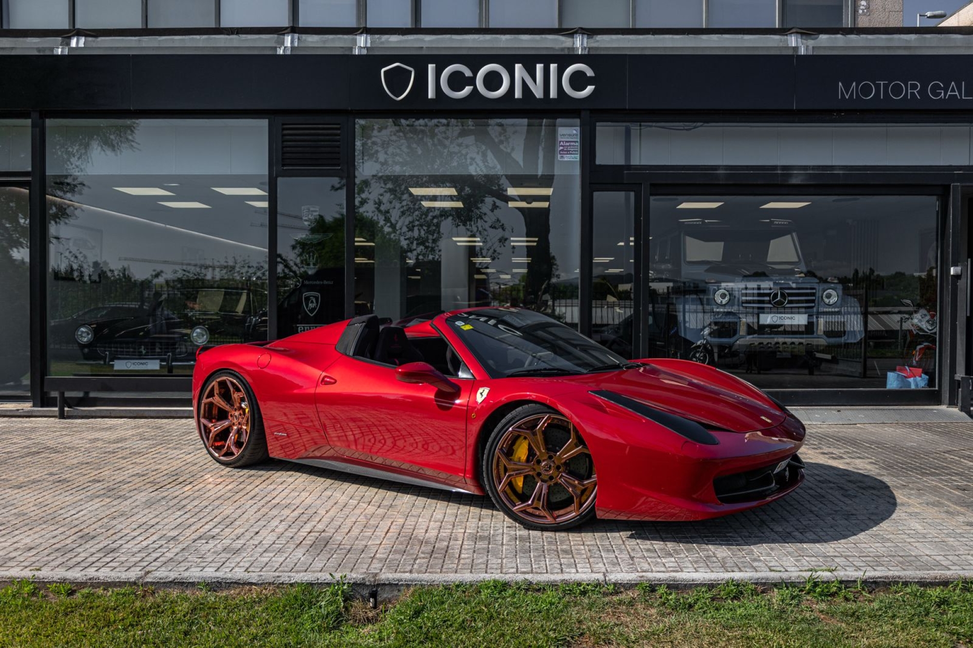 FERRARI 458 SPIDER