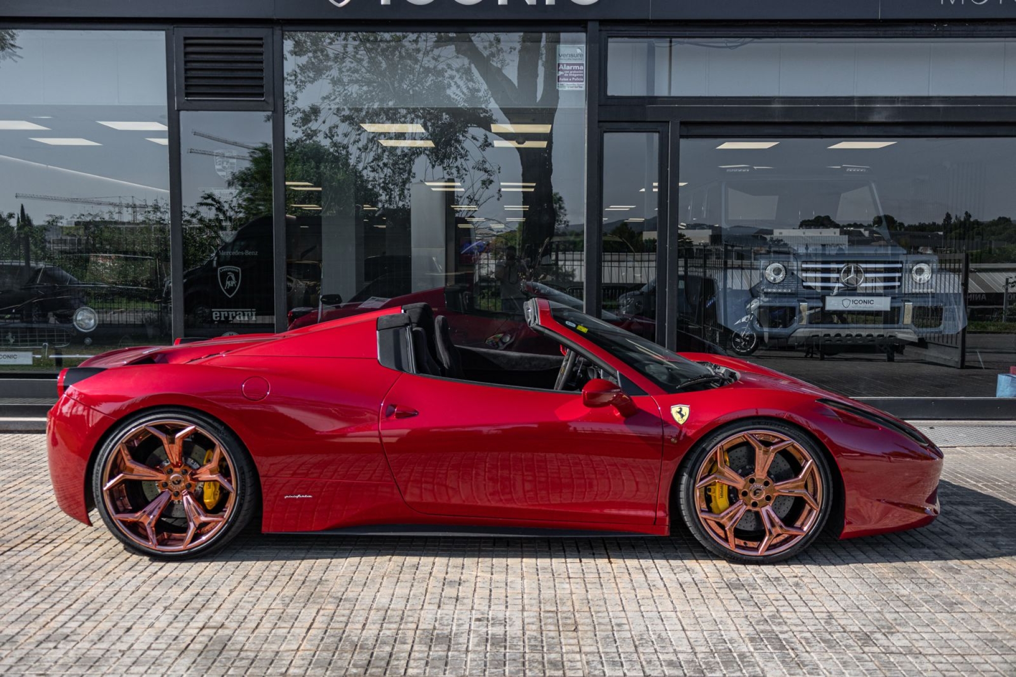 FERRARI 458 SPIDER