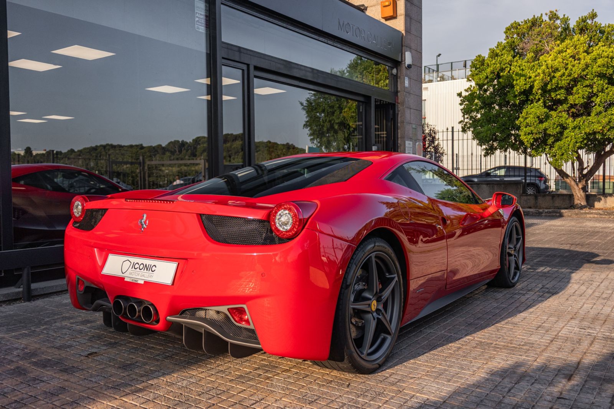 FERRARI 458 ITALIA