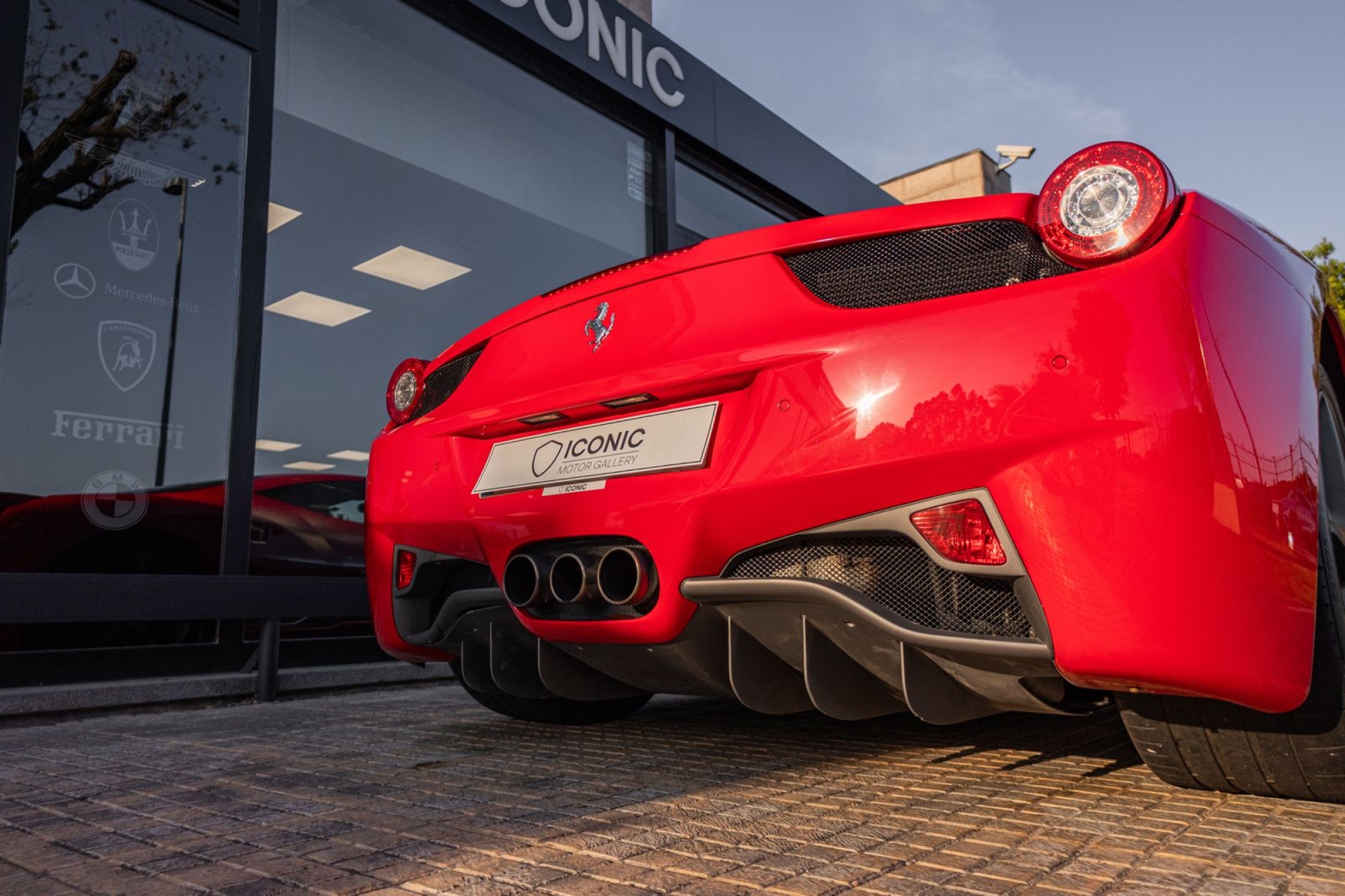 FERRARI 458 ITALIA