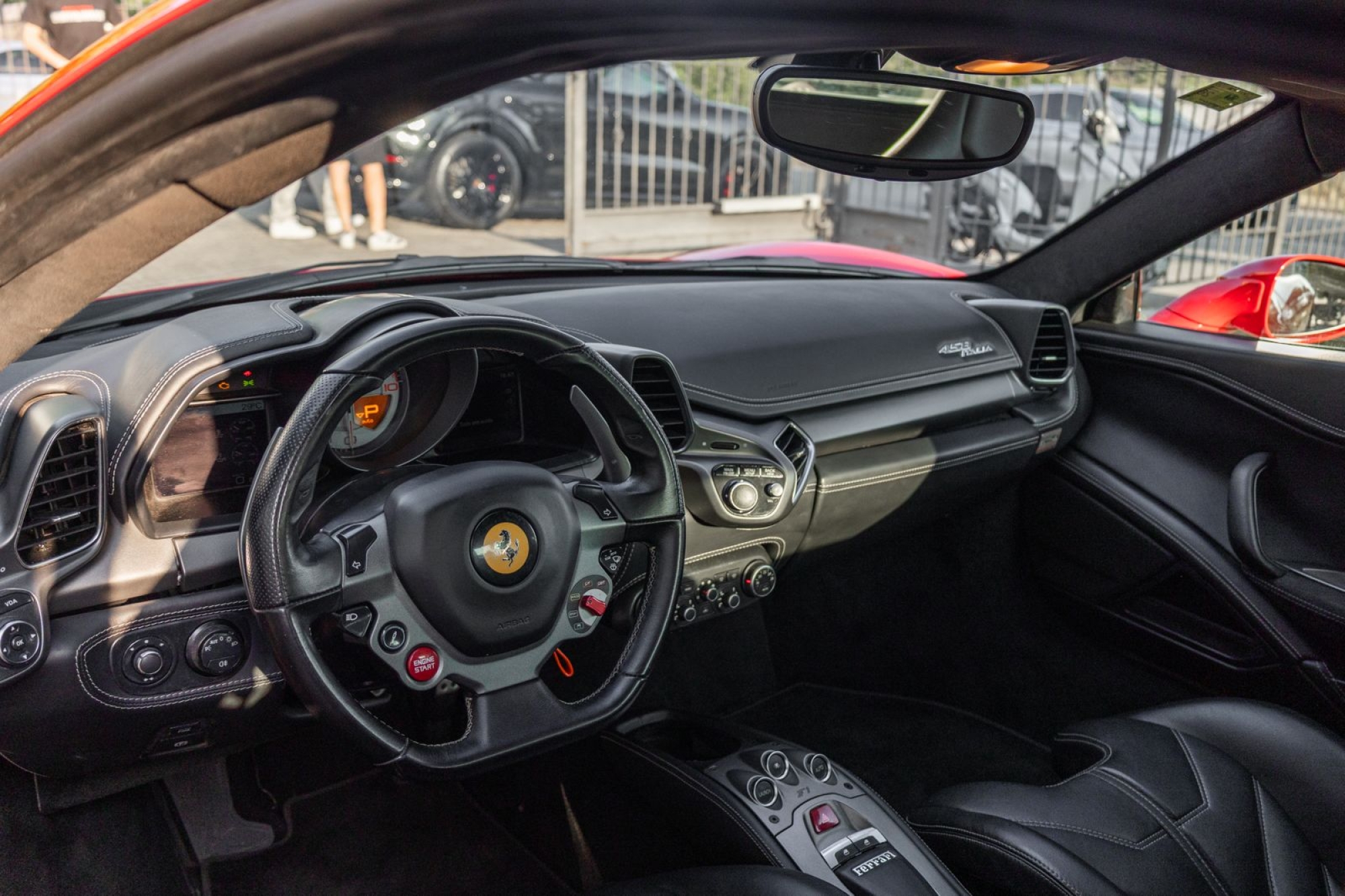 FERRARI 458 ITALIA