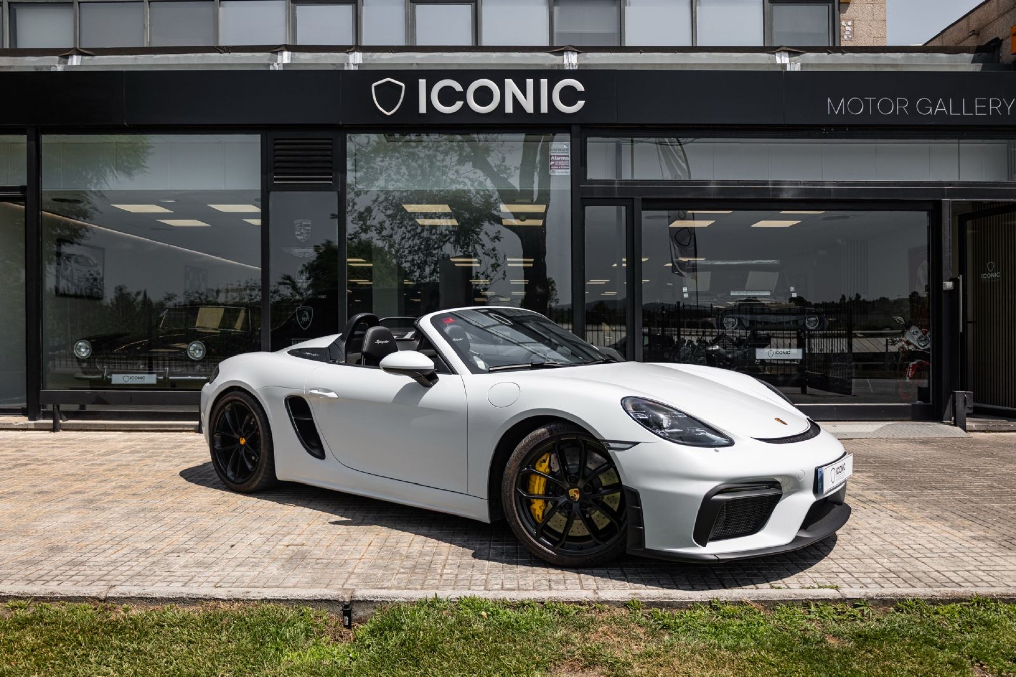 PORSCHE 718 SPYDER