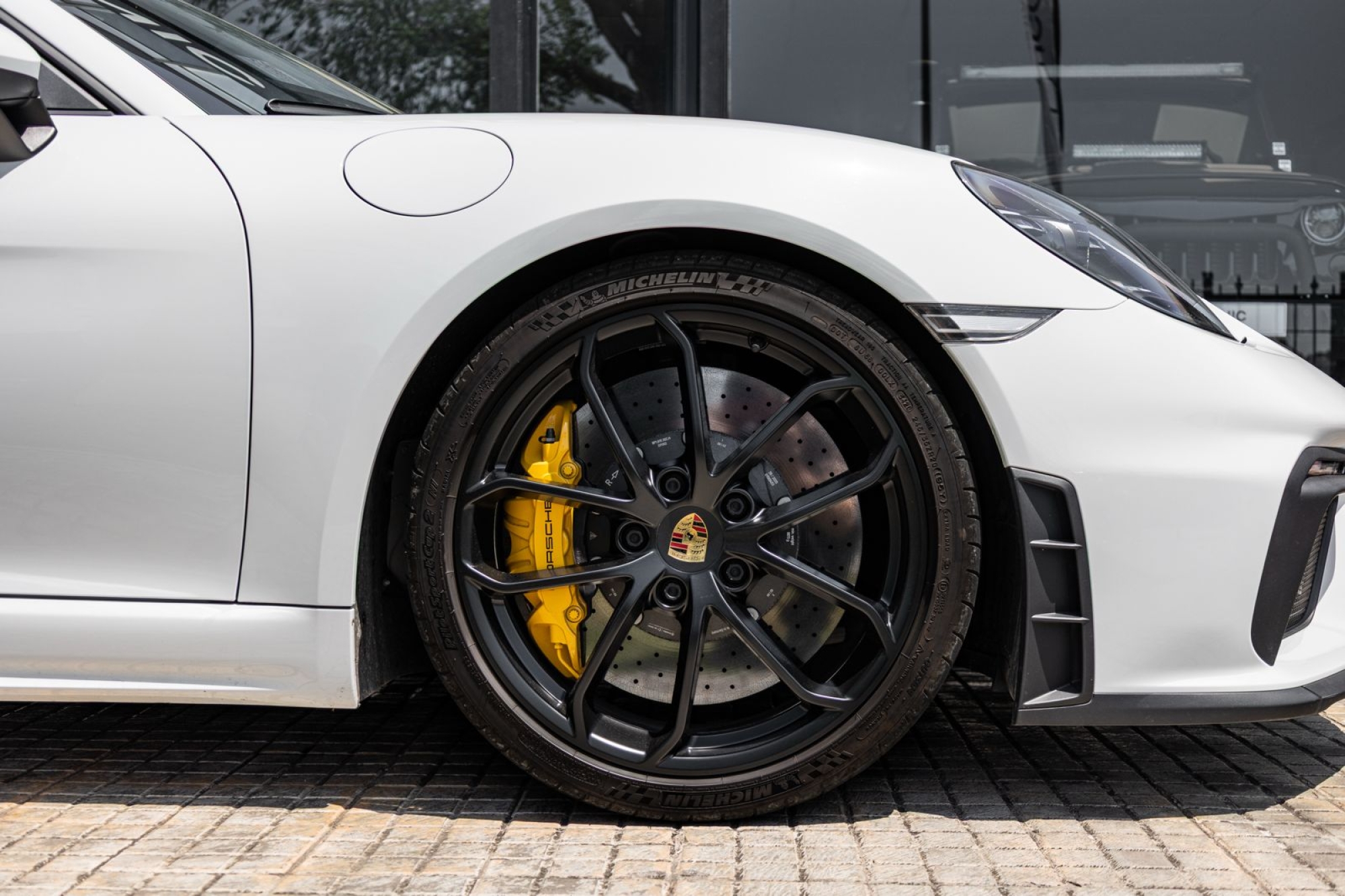 PORSCHE 718 SPYDER