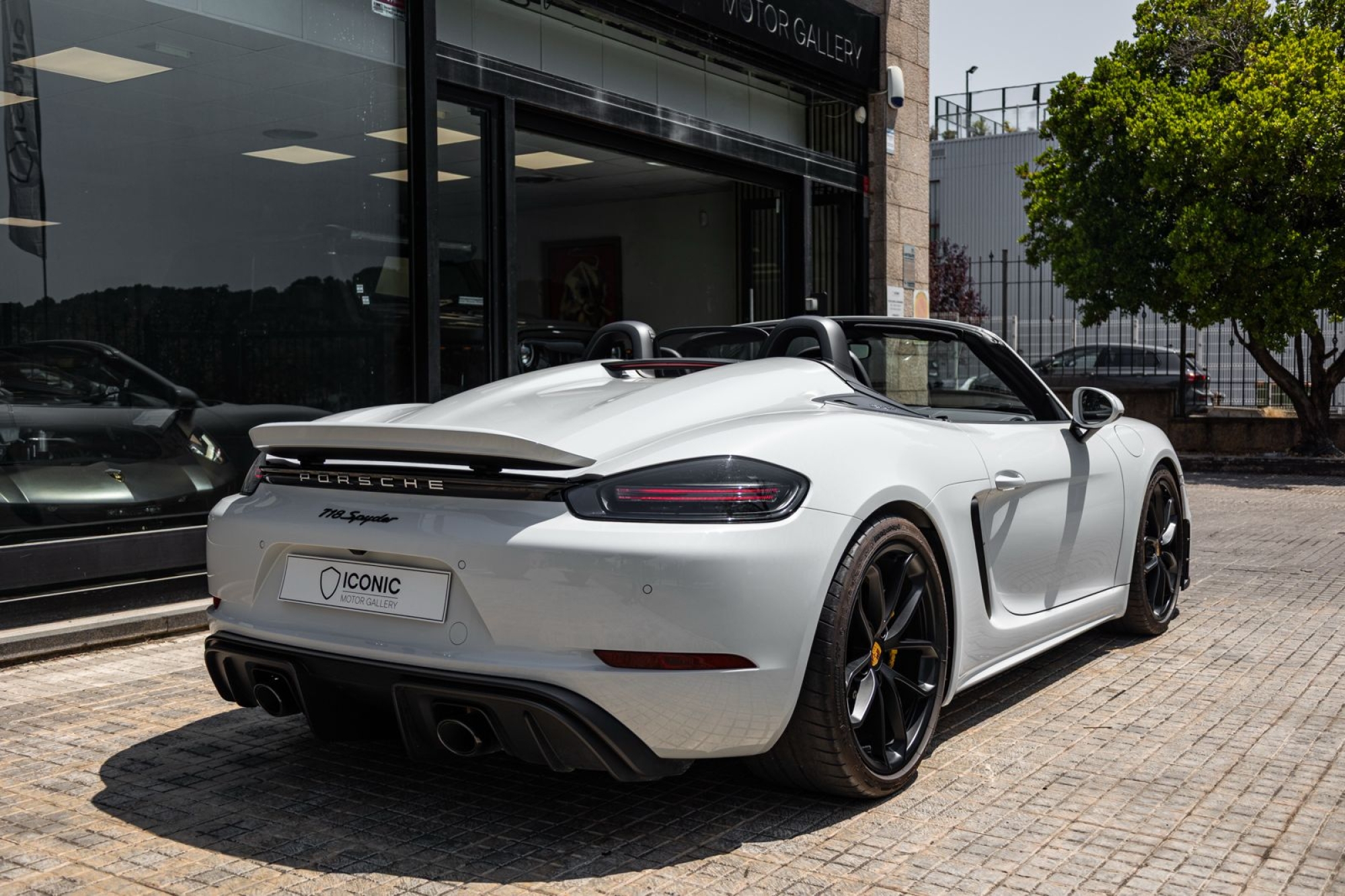PORSCHE 718 SPYDER