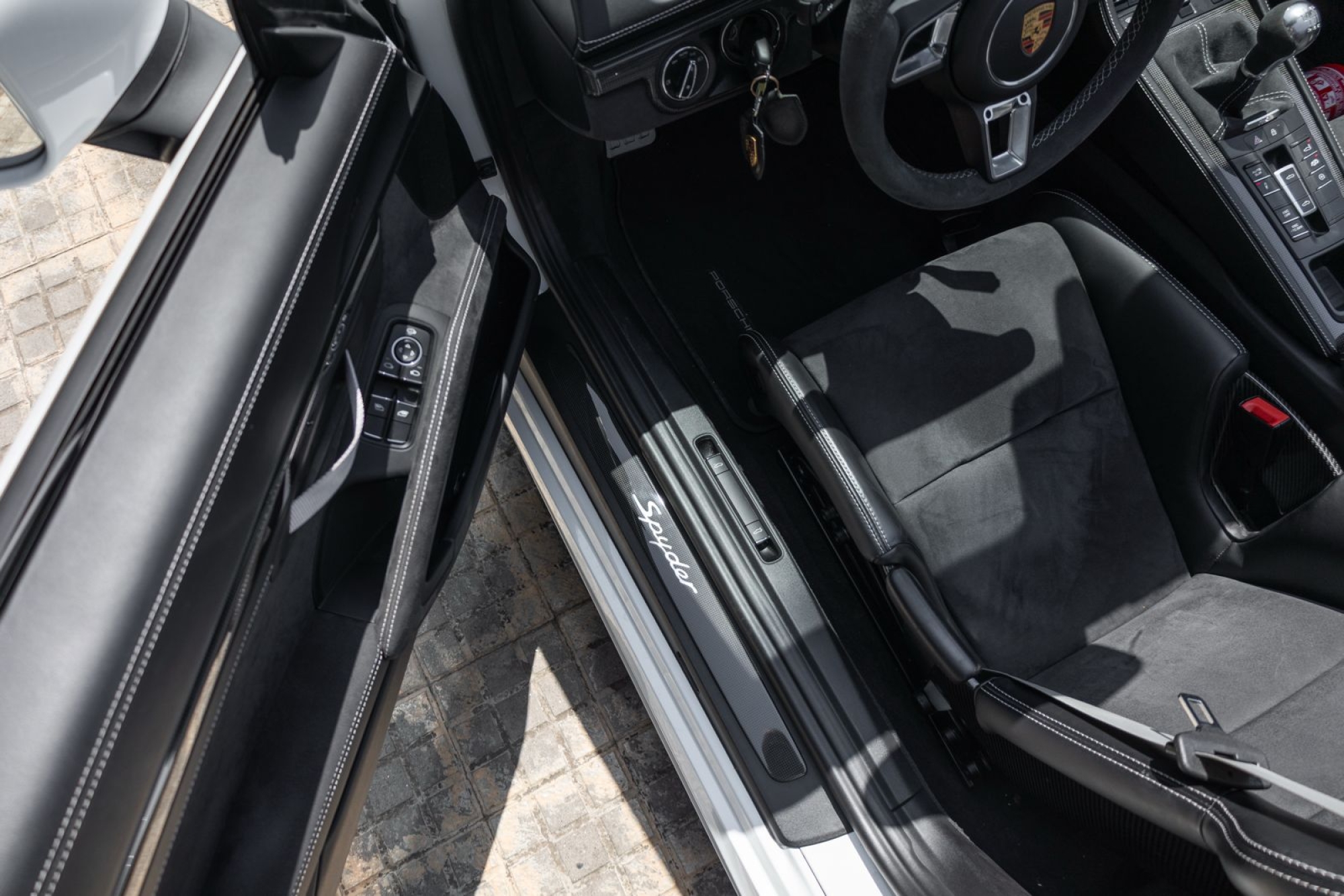 PORSCHE 718 SPYDER