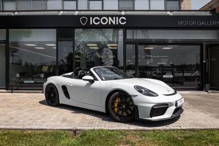 PORSCHE 718 SPYDER