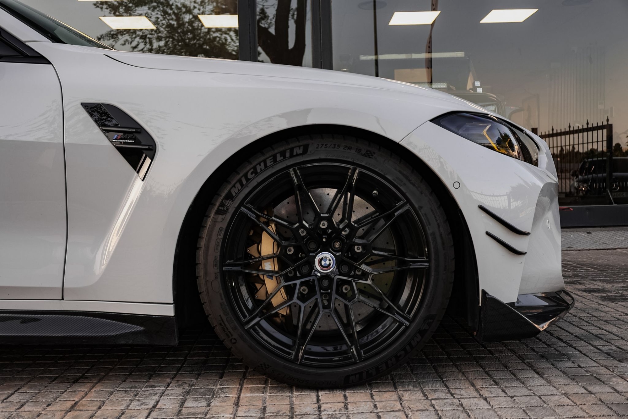 BMW M4 COMPETITION xDRIVE