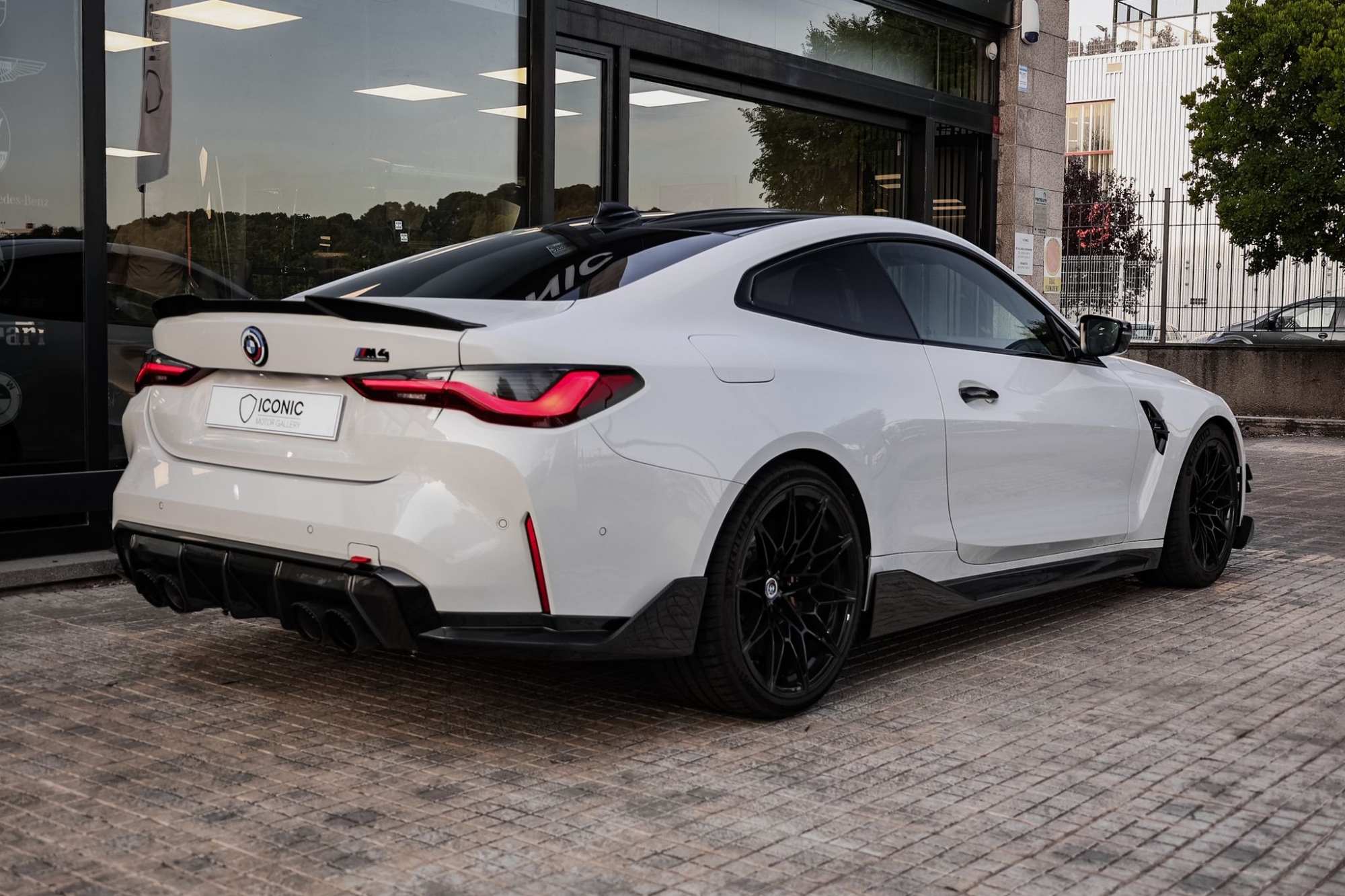 BMW M4 COMPETITION xDRIVE