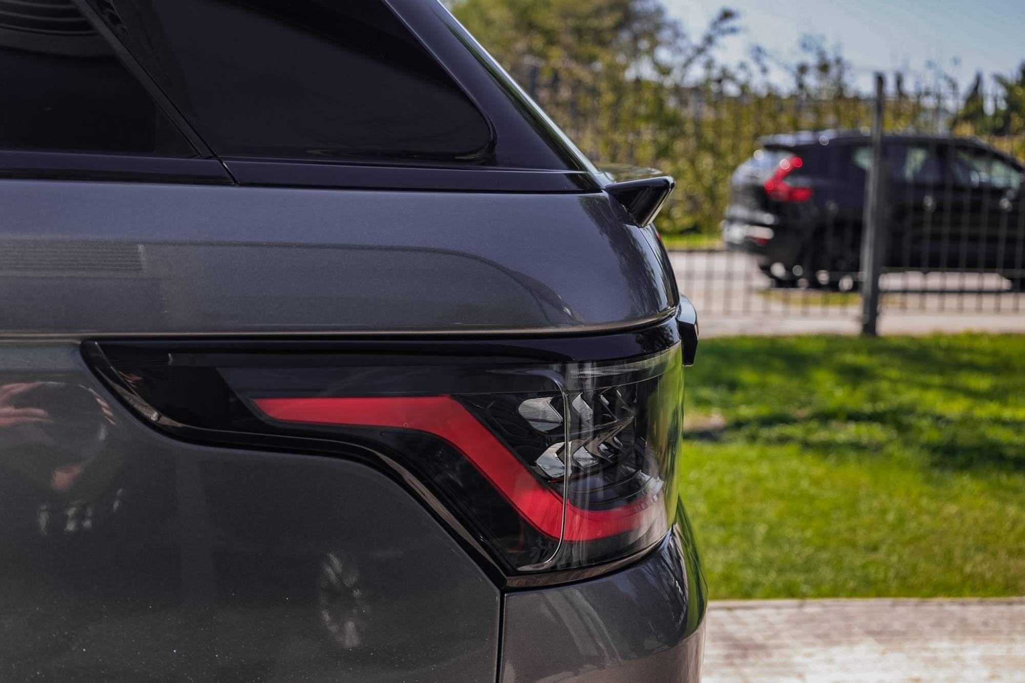 LAND ROVER RANGE ROVER SPORT SVR