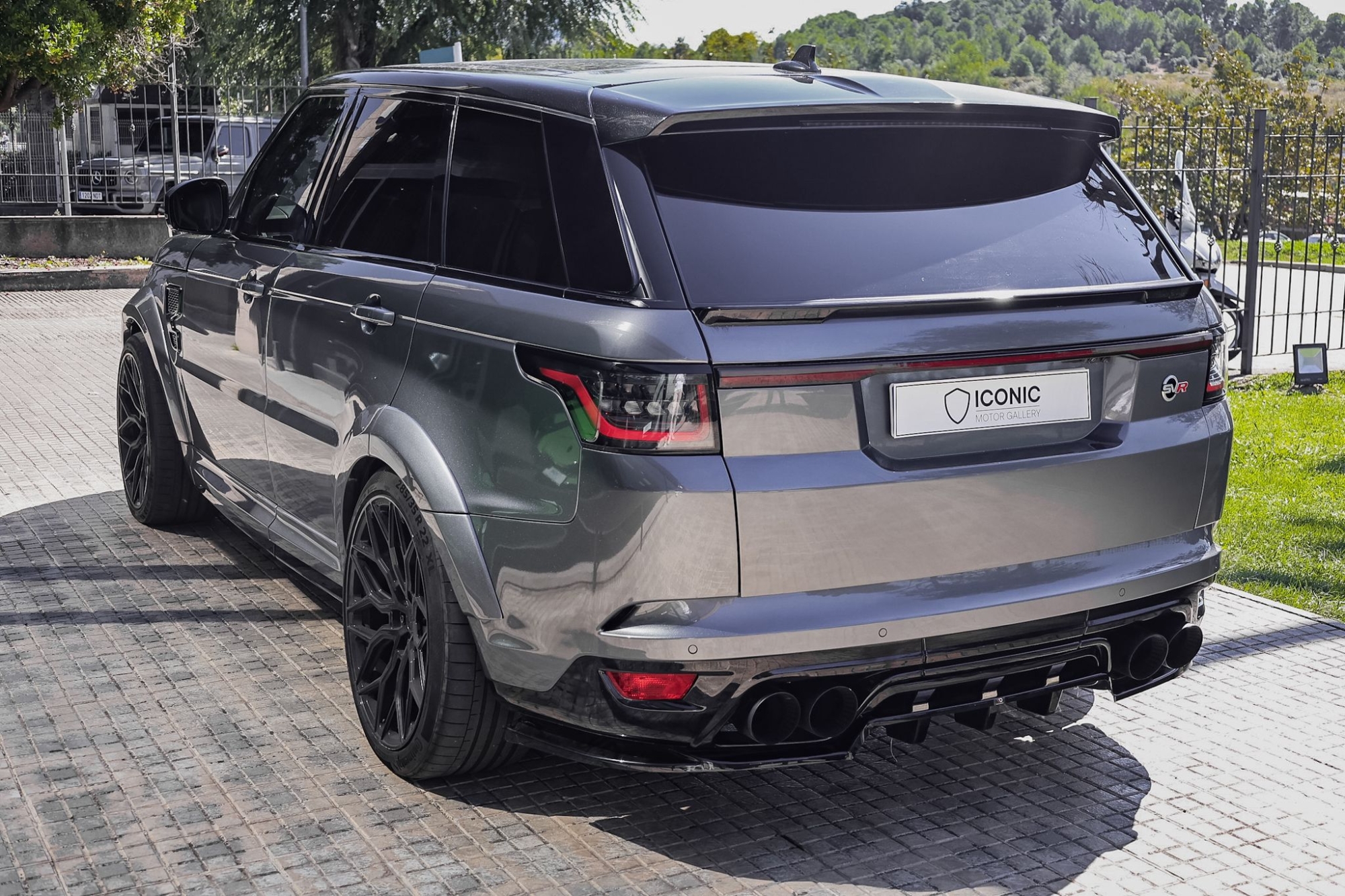 LAND ROVER RANGE ROVER SPORT SVR