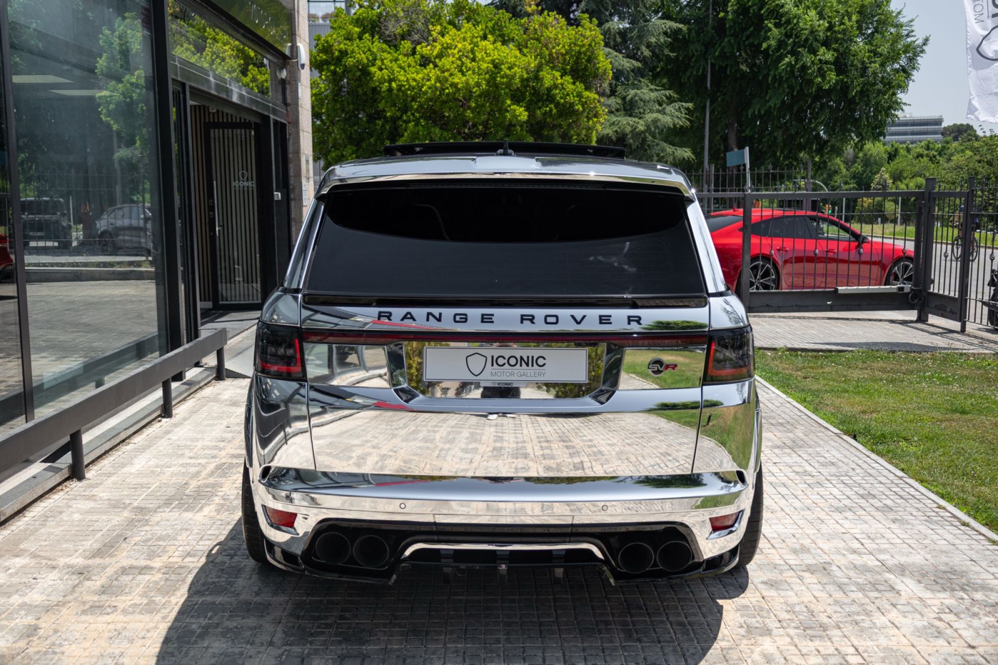 LAND ROVER RANGE ROVER SPORT SVR