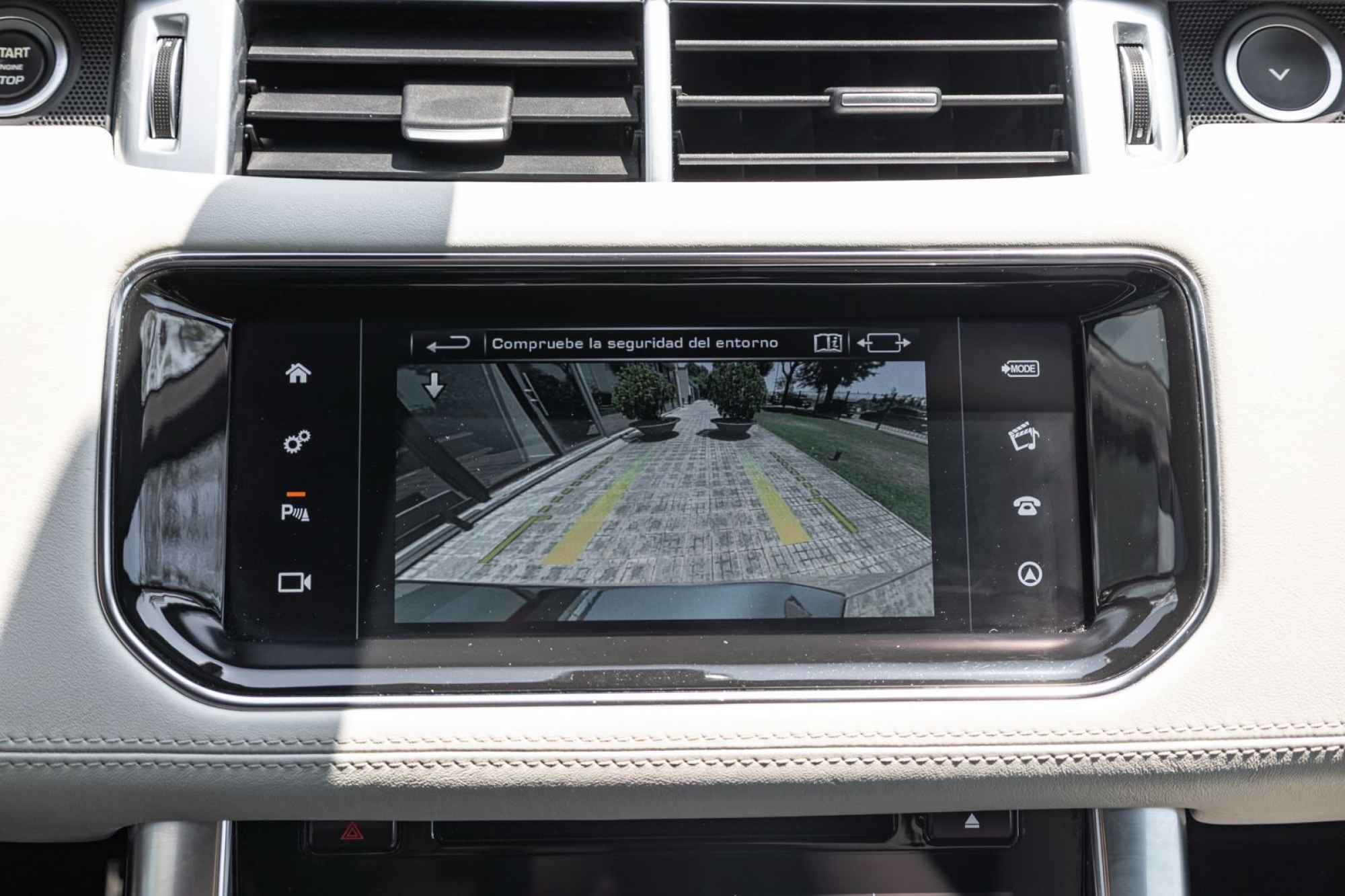 LAND ROVER RANGE ROVER SPORT SVR