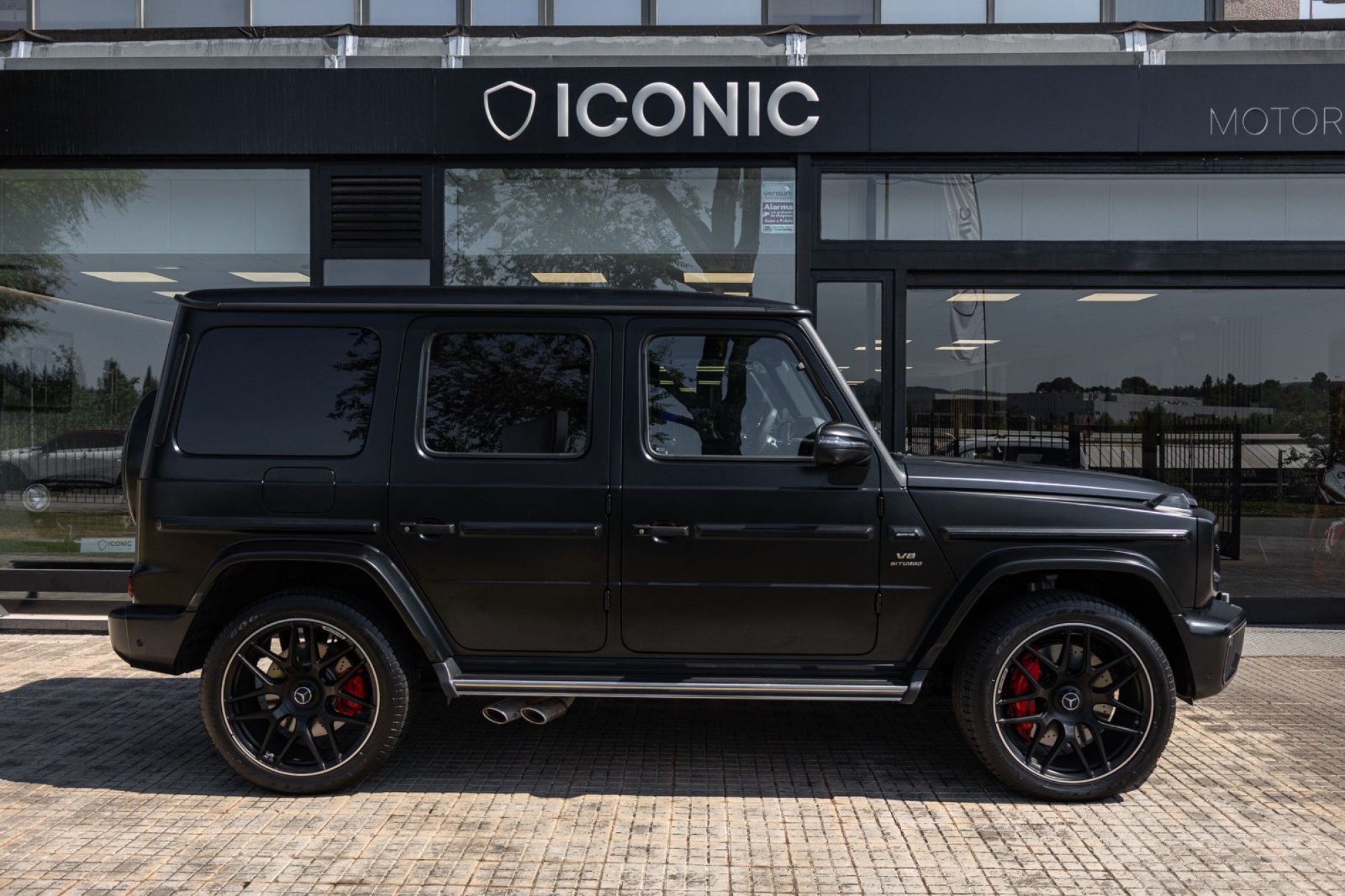 MERCEDES-BENZ G63 AMG