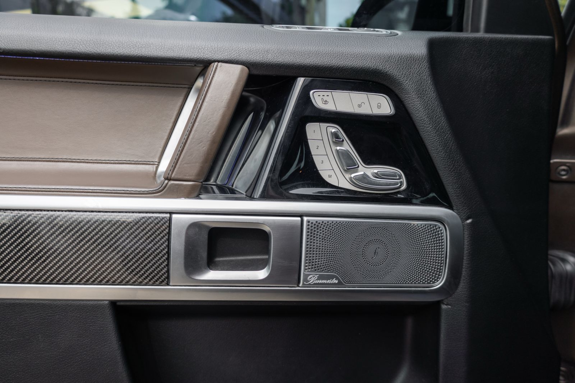 MERCEDES-BENZ G800 BRABUS