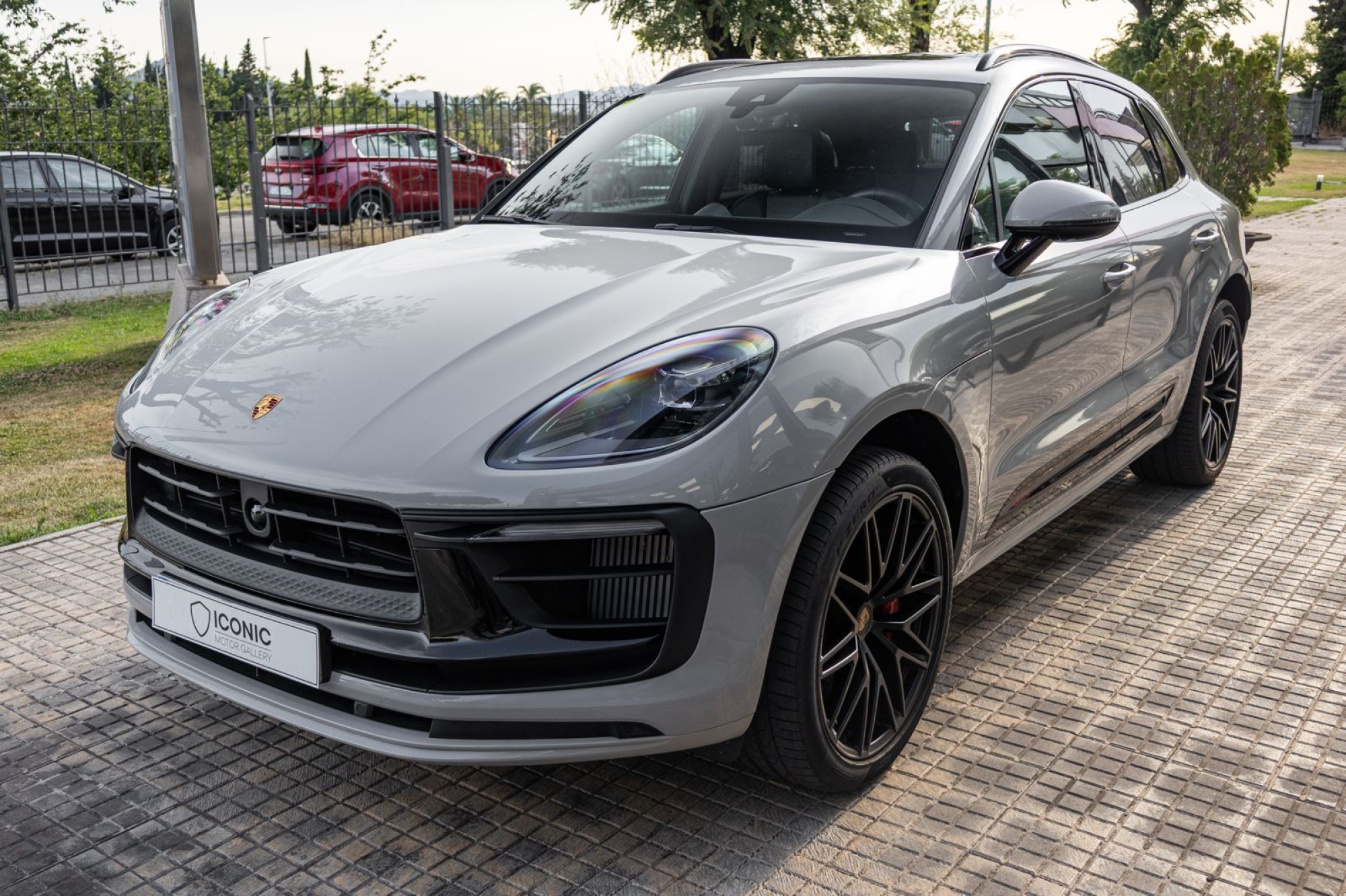 PORSCHE MACAN GTS