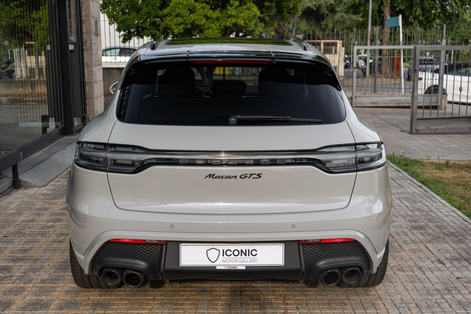 PORSCHE MACAN GTS