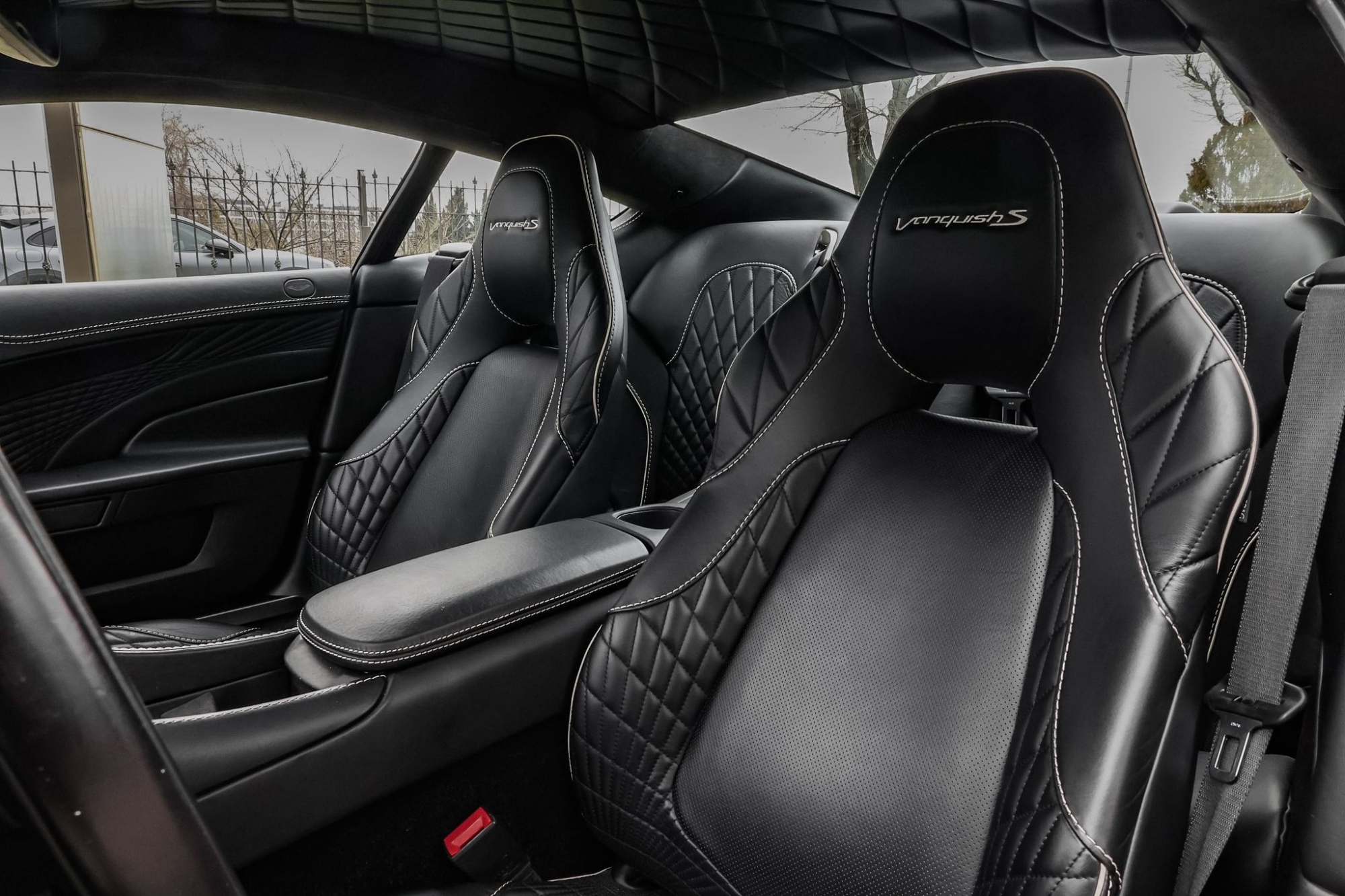 ASTON MARTIN VANQUISH S