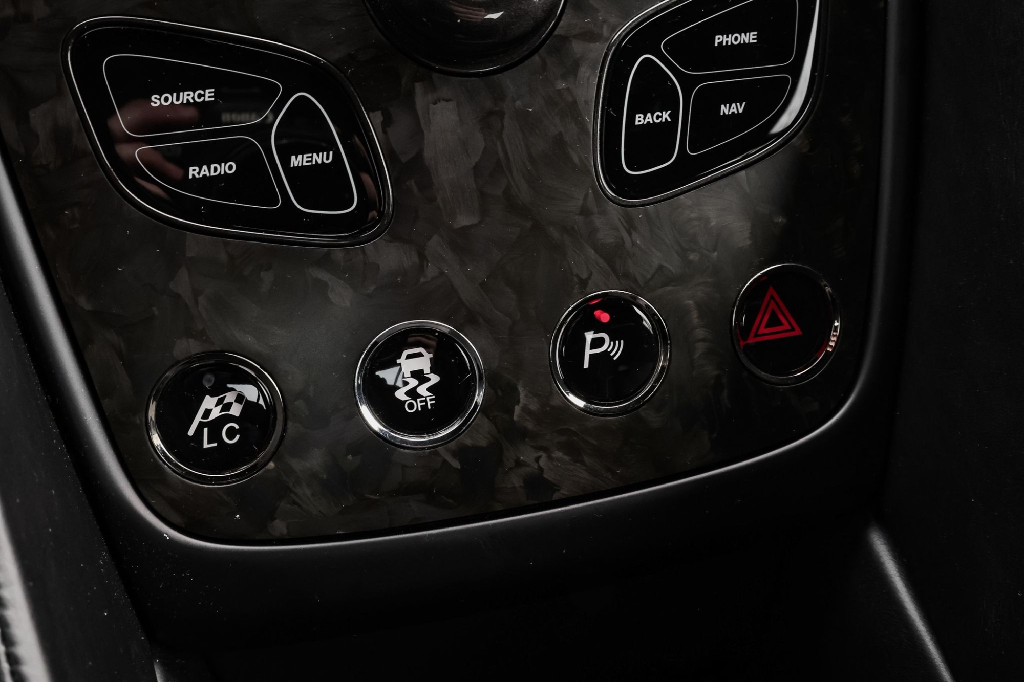 ASTON MARTIN VANQUISH S