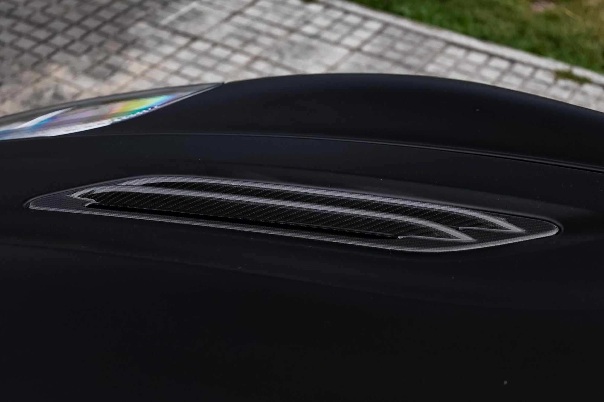 ASTON MARTIN VANQUISH S