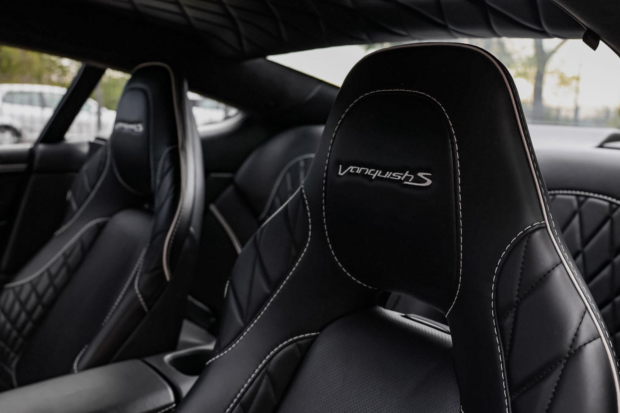 ASTON MARTIN VANQUISH S