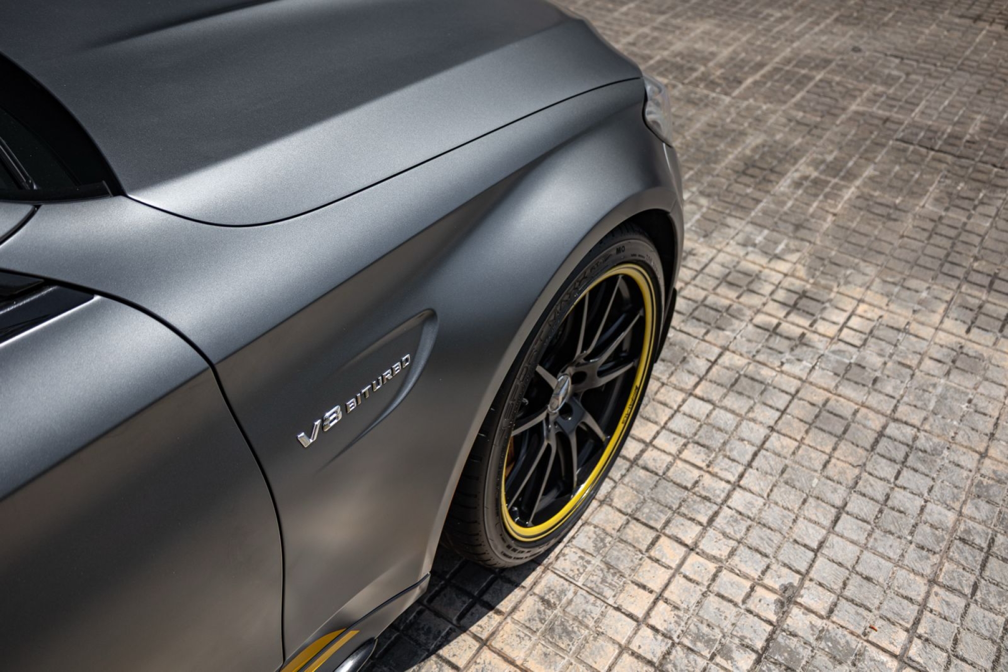 MERCEDES-BENZ C63 S COUPÉ EDITION 1