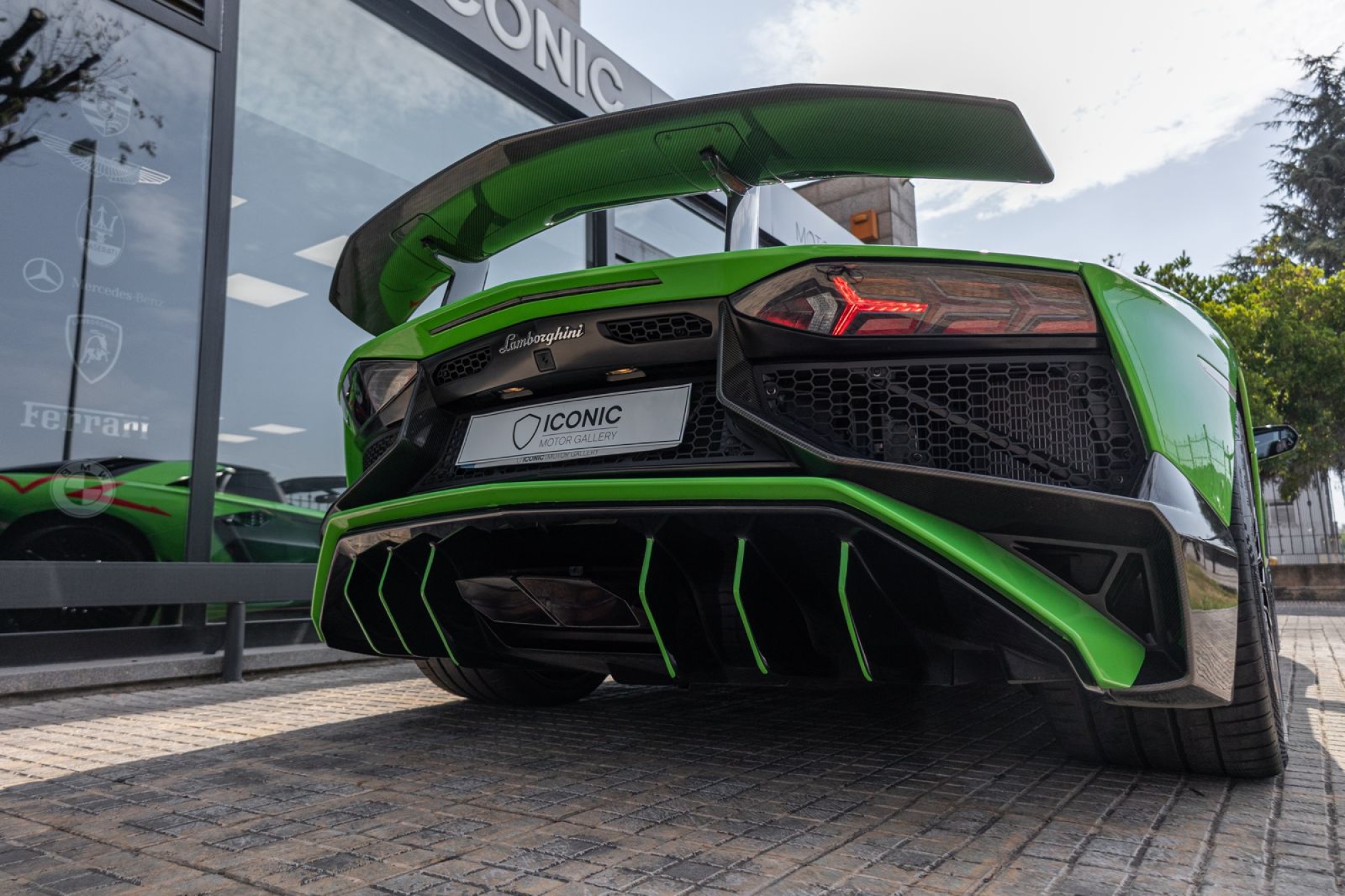 LAMBORGHINI AVENTADOR SV ROADSTER