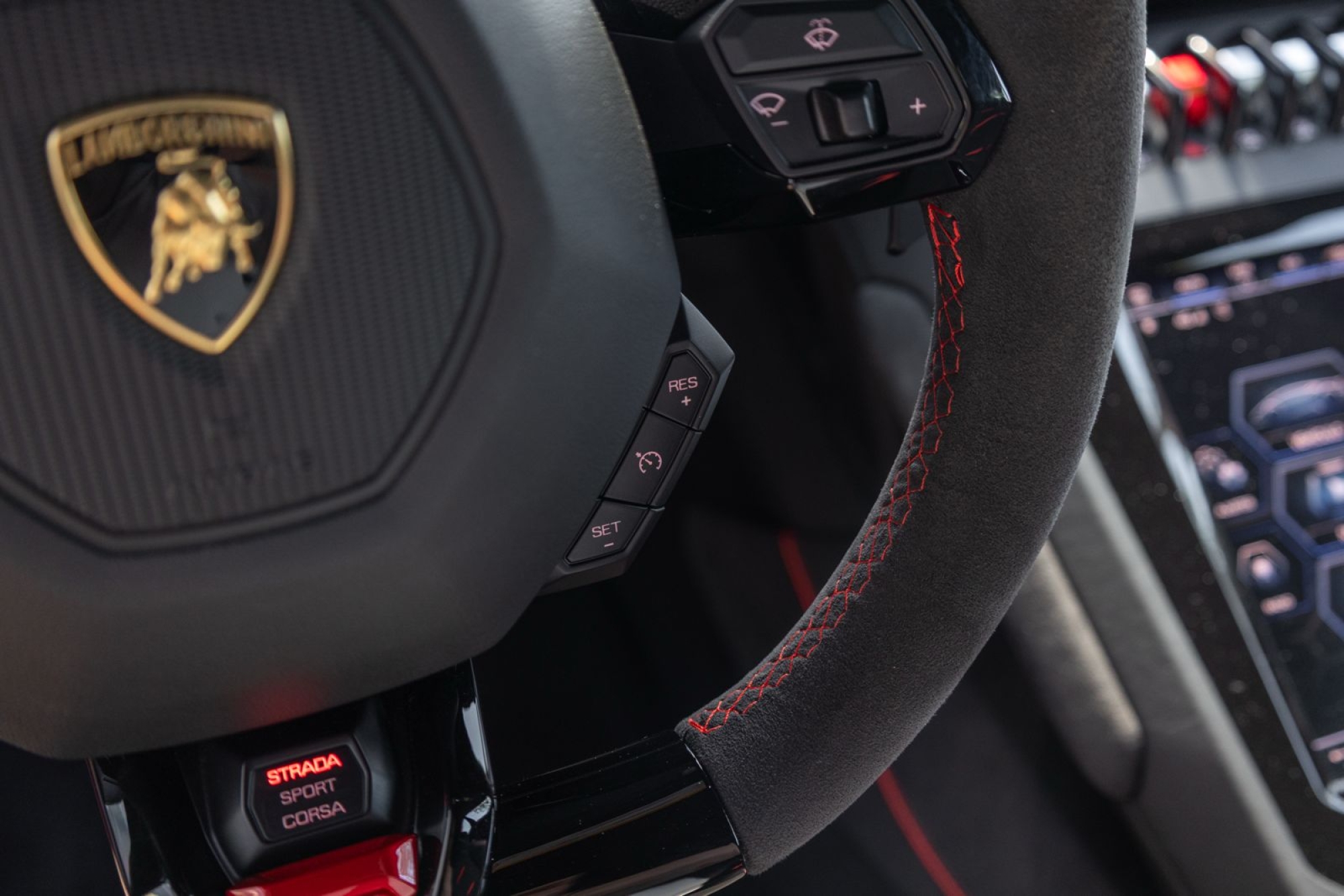 LAMBORGHINI HURACÁN EVO