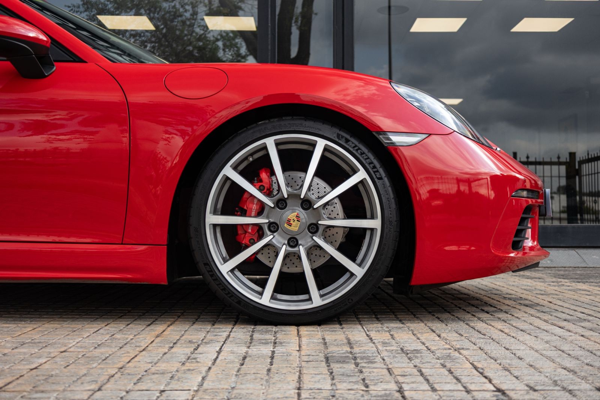 PORSCHE 718 CAYMAN S