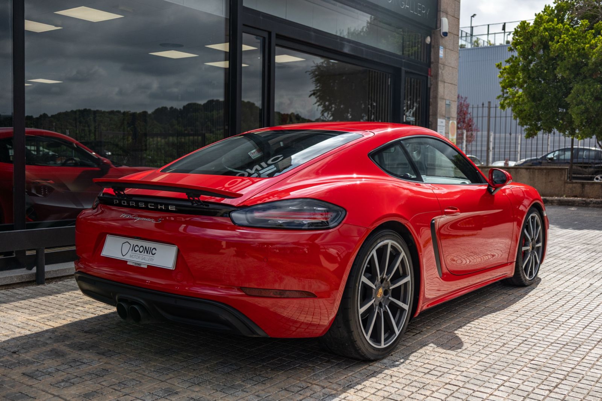 PORSCHE 718 CAYMAN S