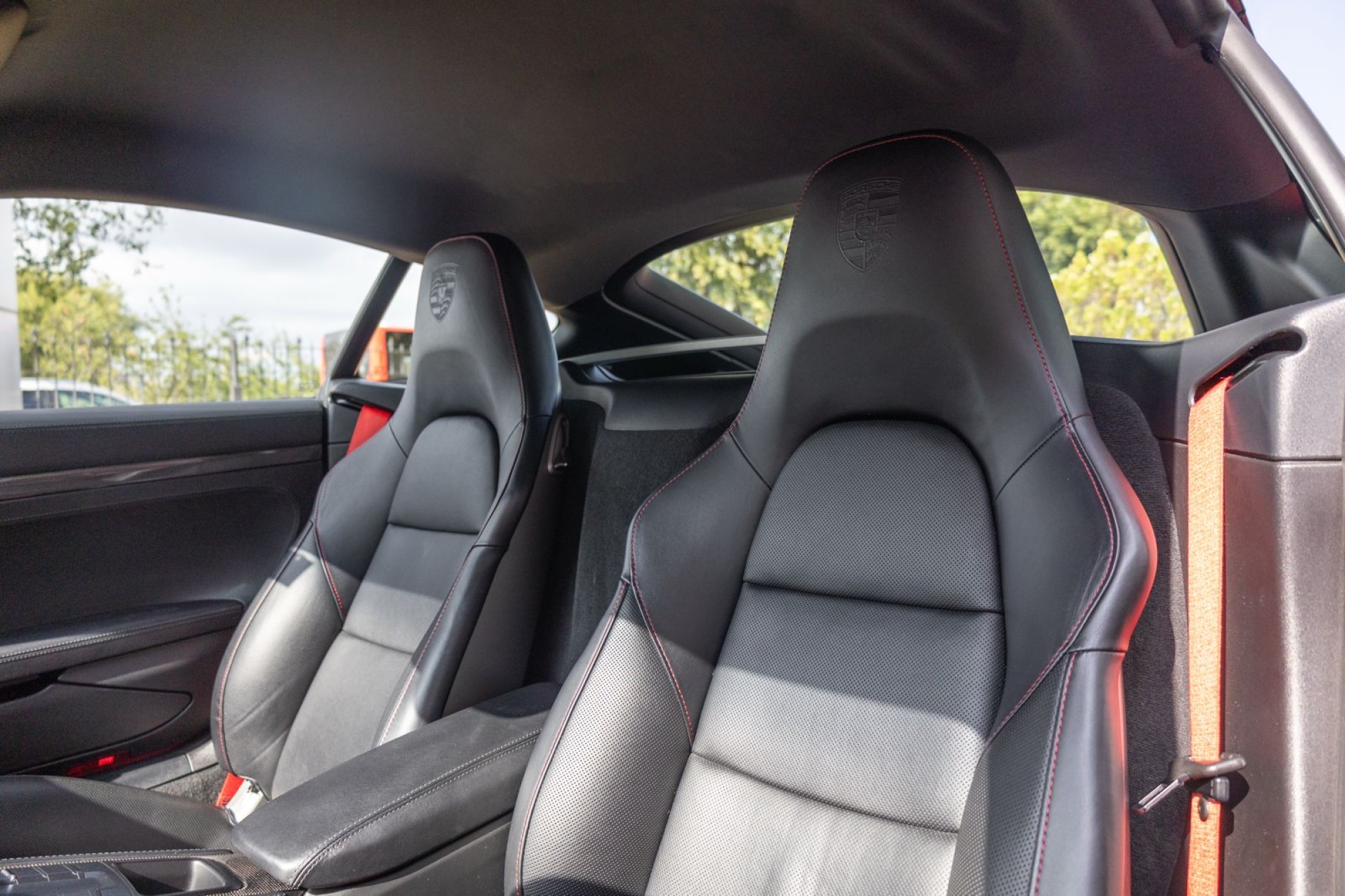 PORSCHE 718 CAYMAN S