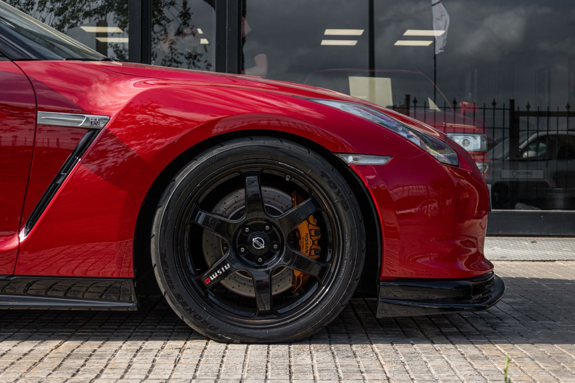 NISSAN GTR R35