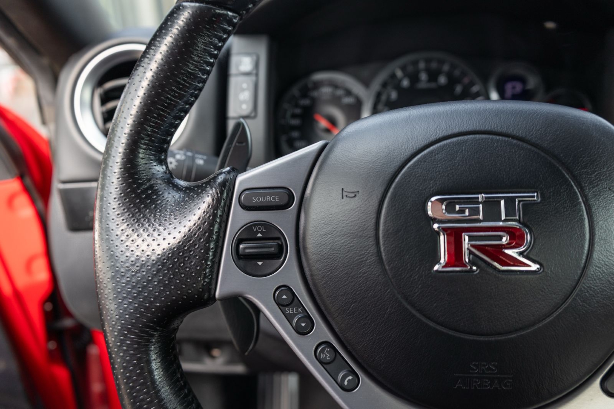 NISSAN GTR R35