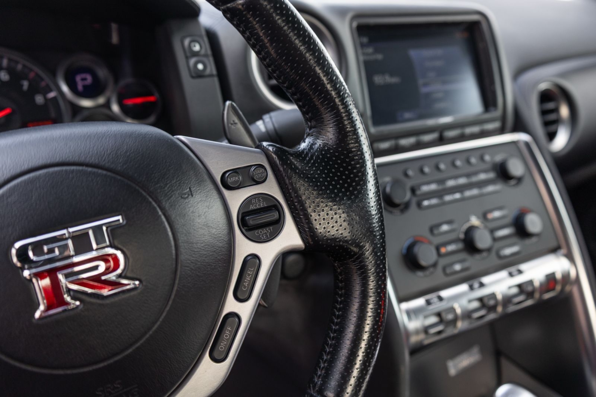 NISSAN GTR R35