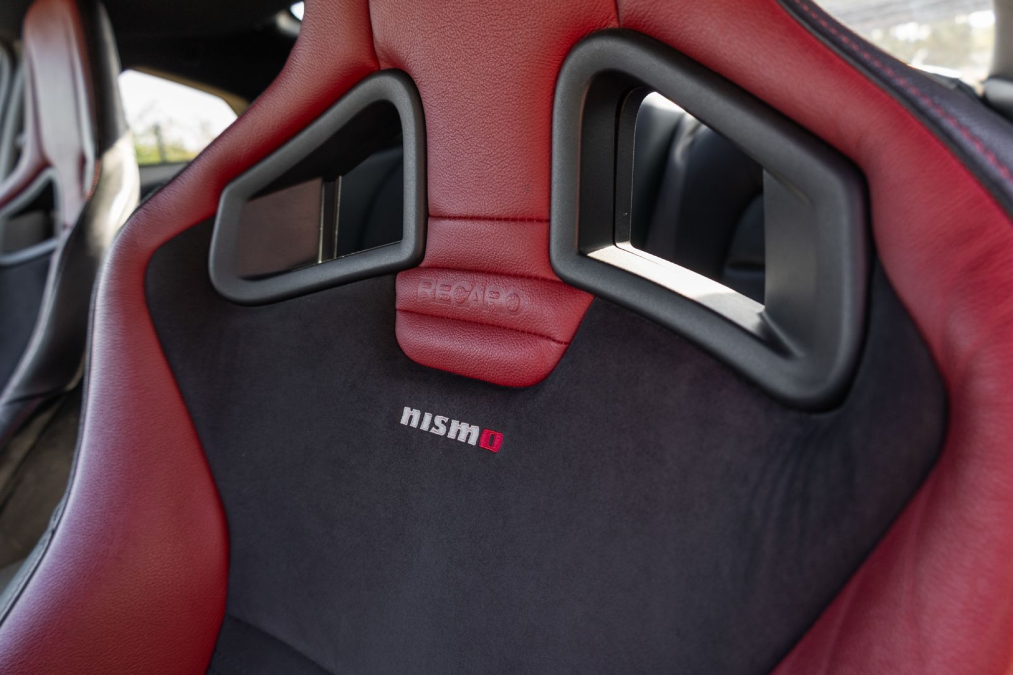 NISSAN GTR R35